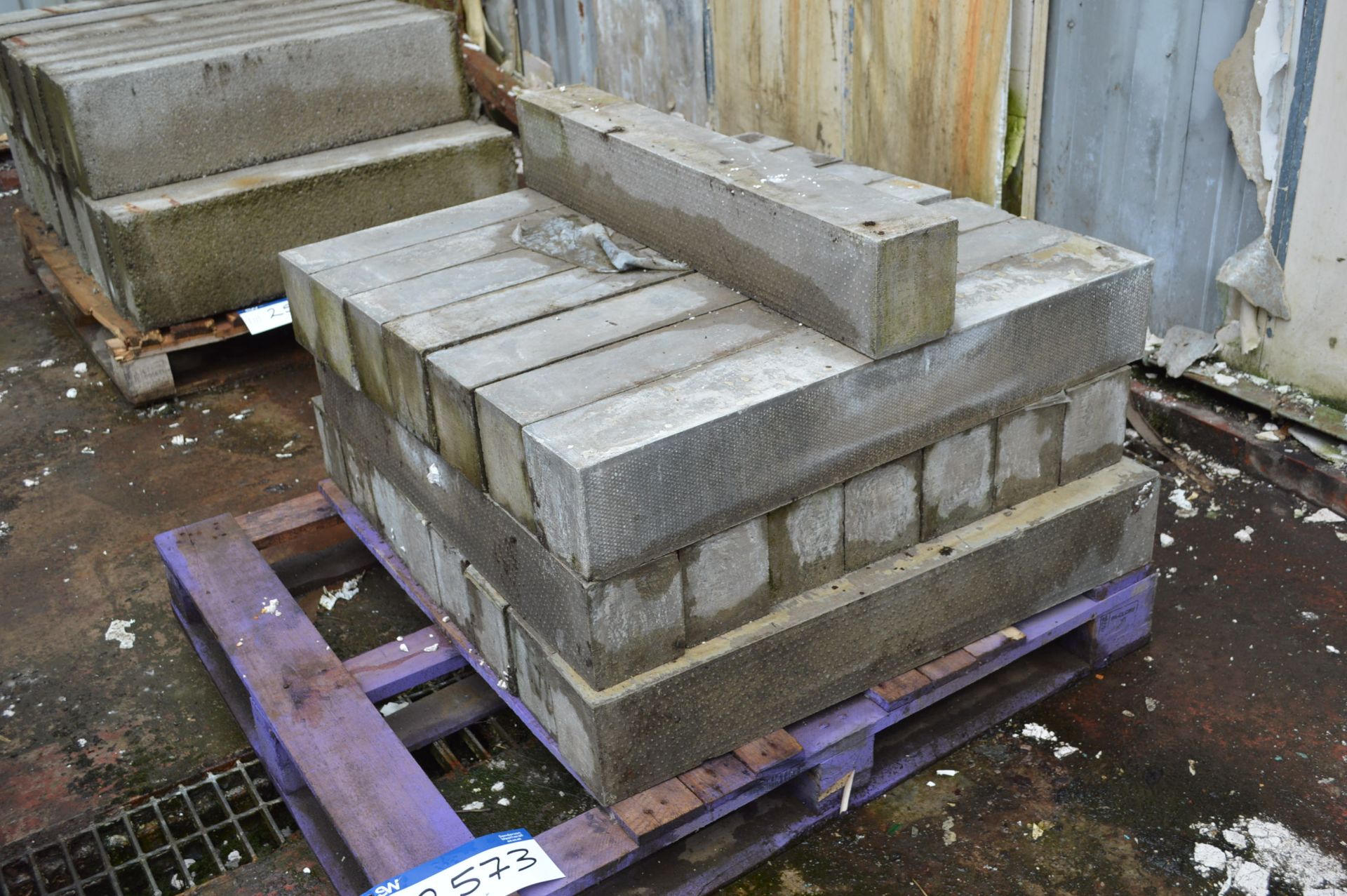 Assorted Lengths of Concrete, as set out on pallet