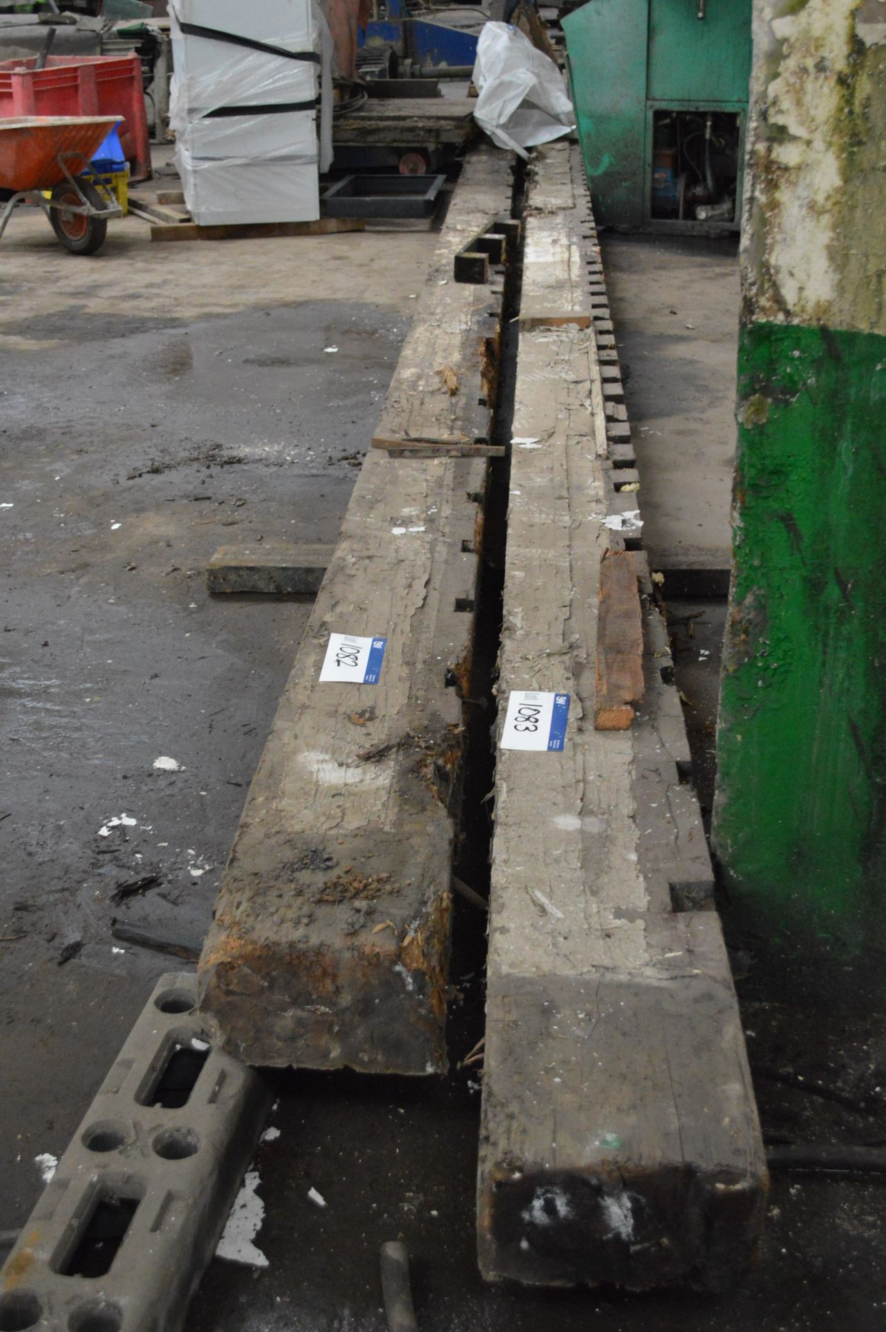 One Length of Timber, approx. 10.1m long