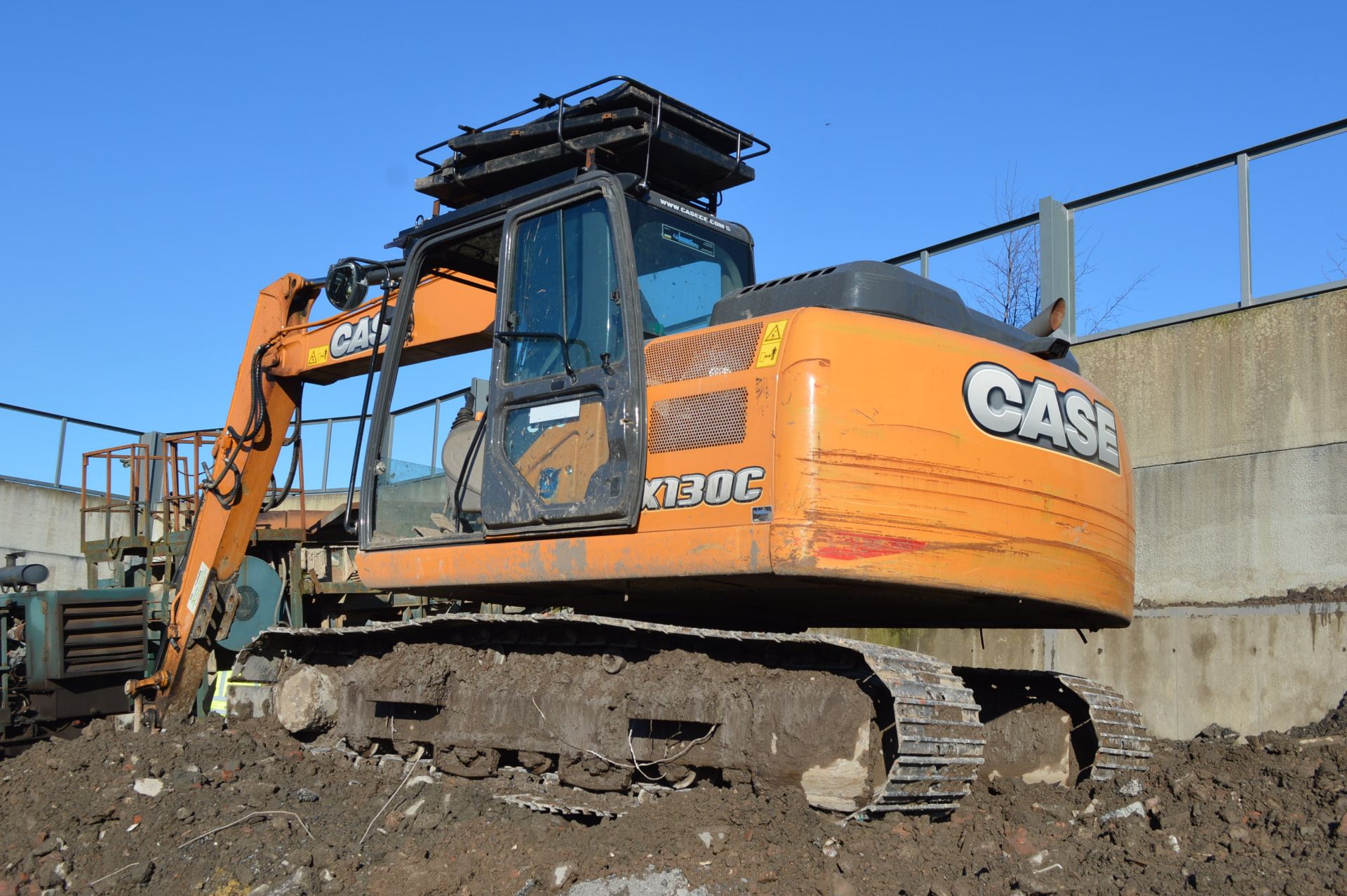 Case CX130C TRACKED EXCAVATOR, PIN DCH130R6NFF6D1430, year of manufacture 2014, 13900kg operating - Image 2 of 3