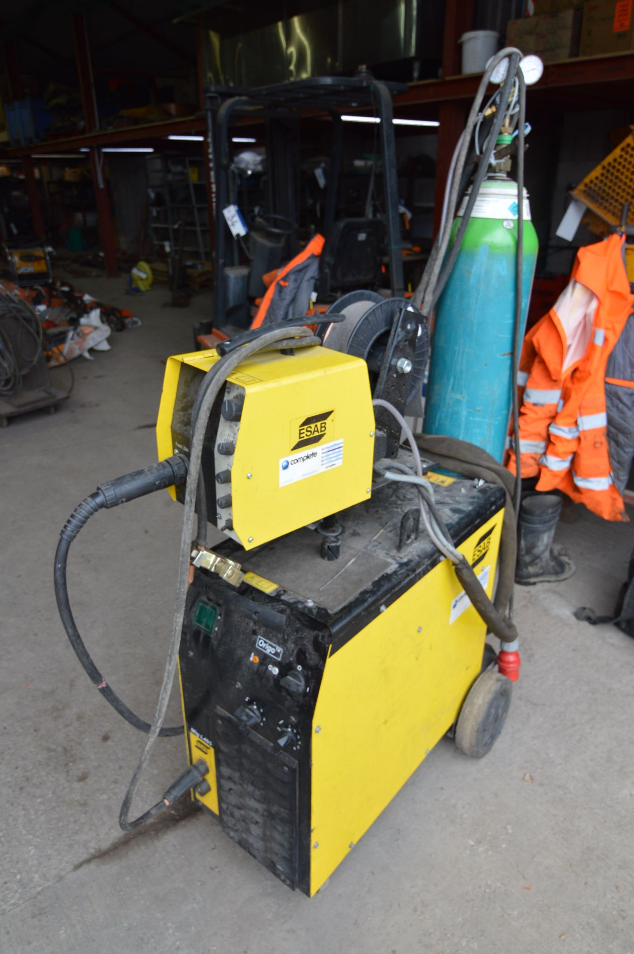 Esab Mig L405 Mobile Mig Welder, with L304 feed, torch and leads, serial no. 331-718-1165