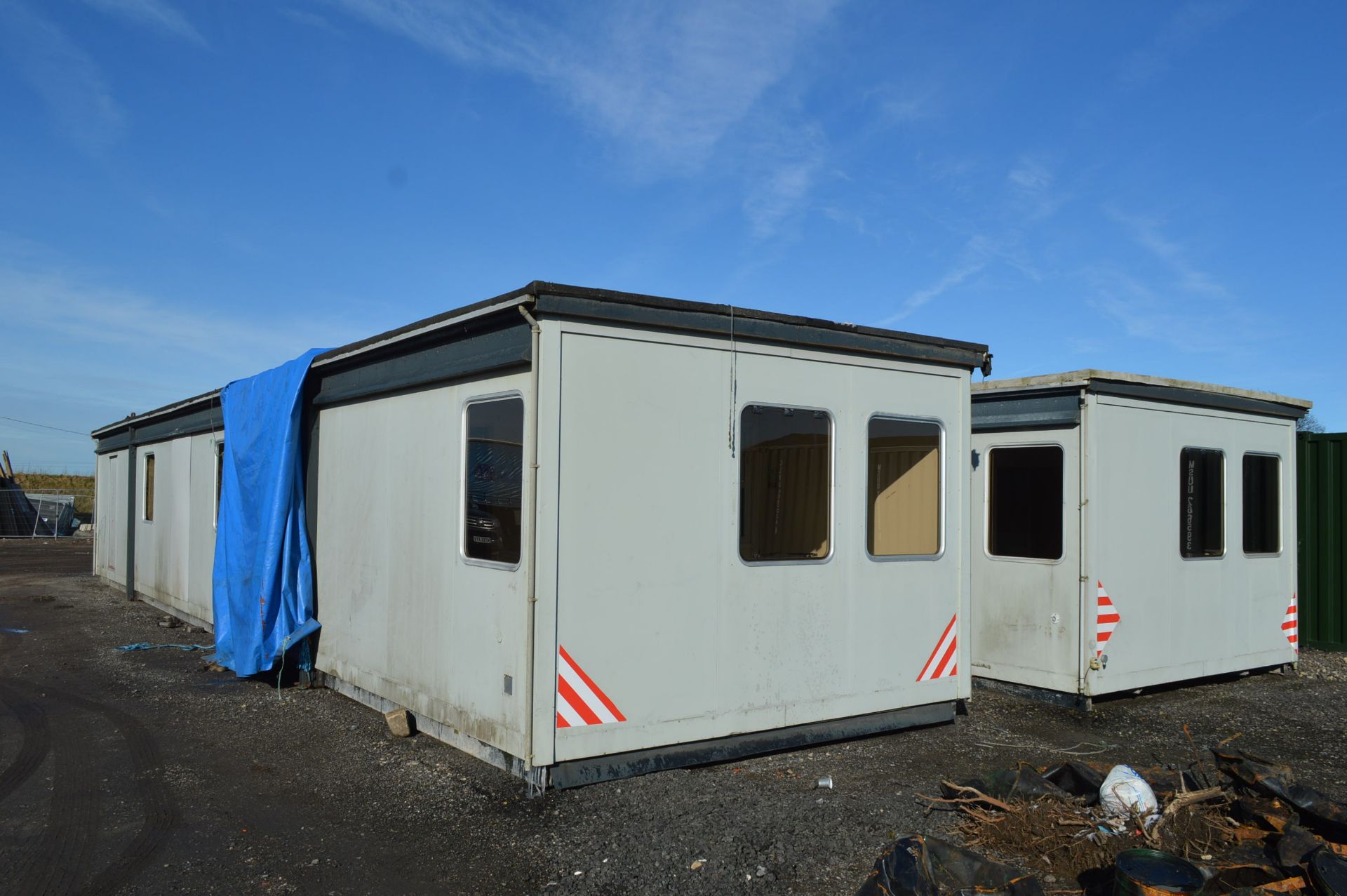 Two Portakabin Portable Jackleg Office/ Welfare Buildings, each 18.1m long (formerly two level), - Image 3 of 3