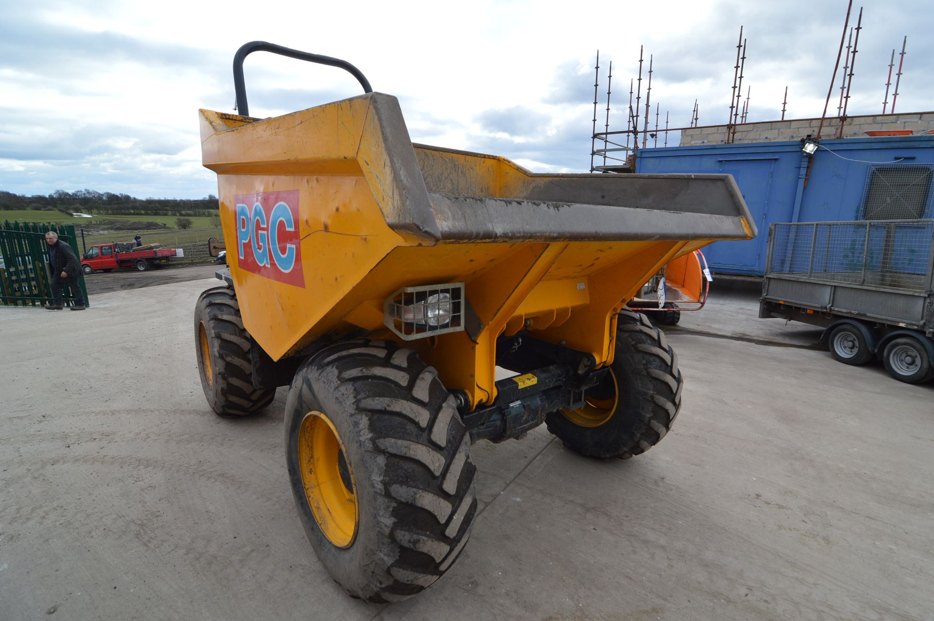 JCB 9TFT POWERSHUTTLE 4WD ARTICULATED DUMPER, serial no. SLBD1DJJEFFRM7342, year of manufacture