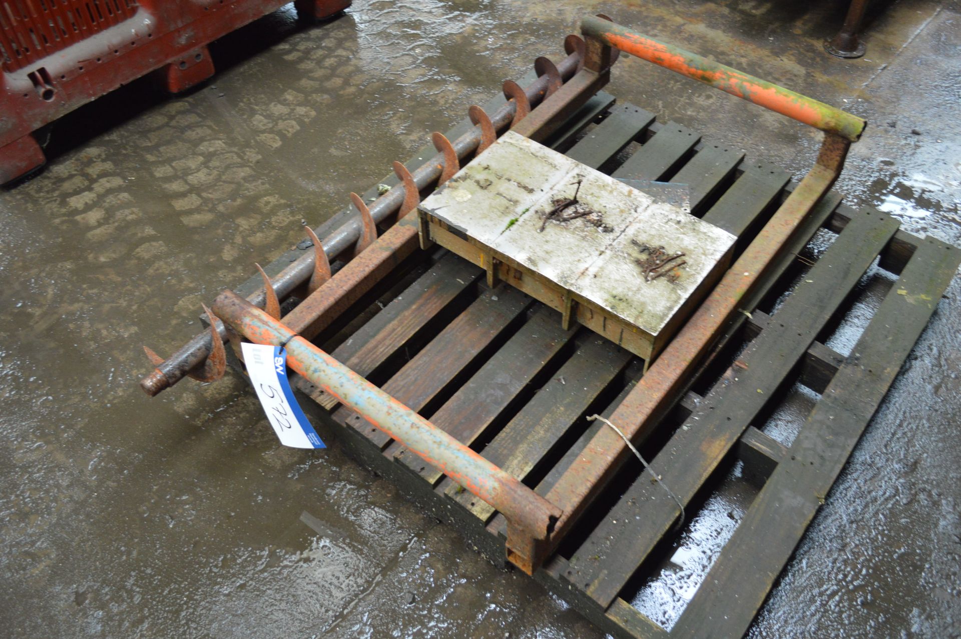 Permanent Magnetic Separator & Auger, on pallet