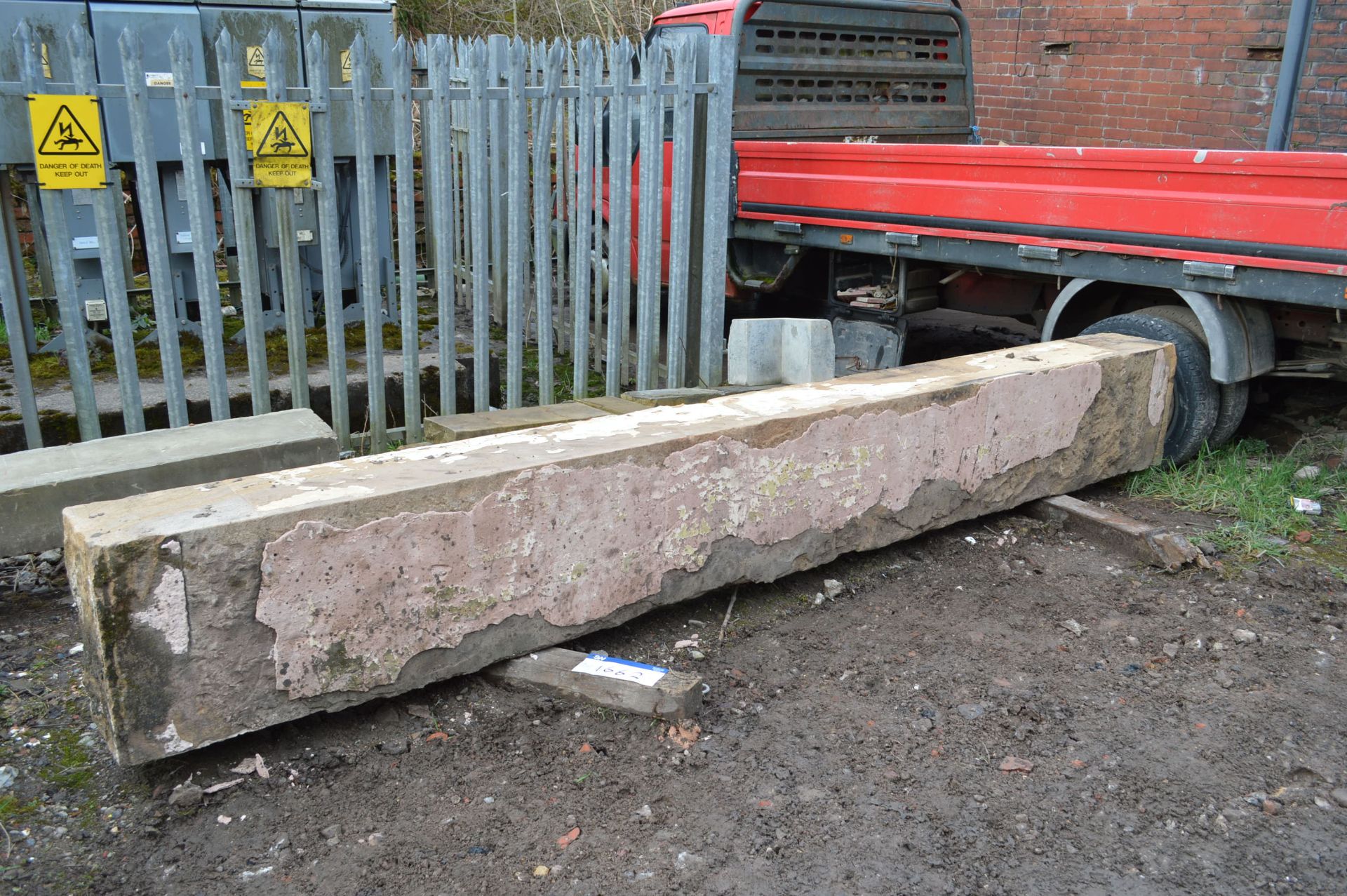 Stone Beam, approx. 300mm x 460mm x 3.6m - Image 2 of 2
