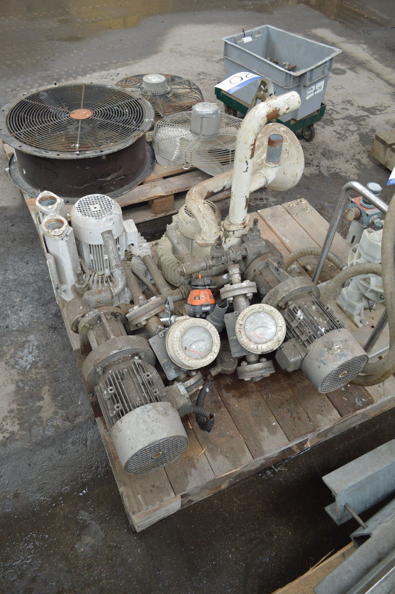 Remaining Pumps & Equipment, on pallet - Image 2 of 2