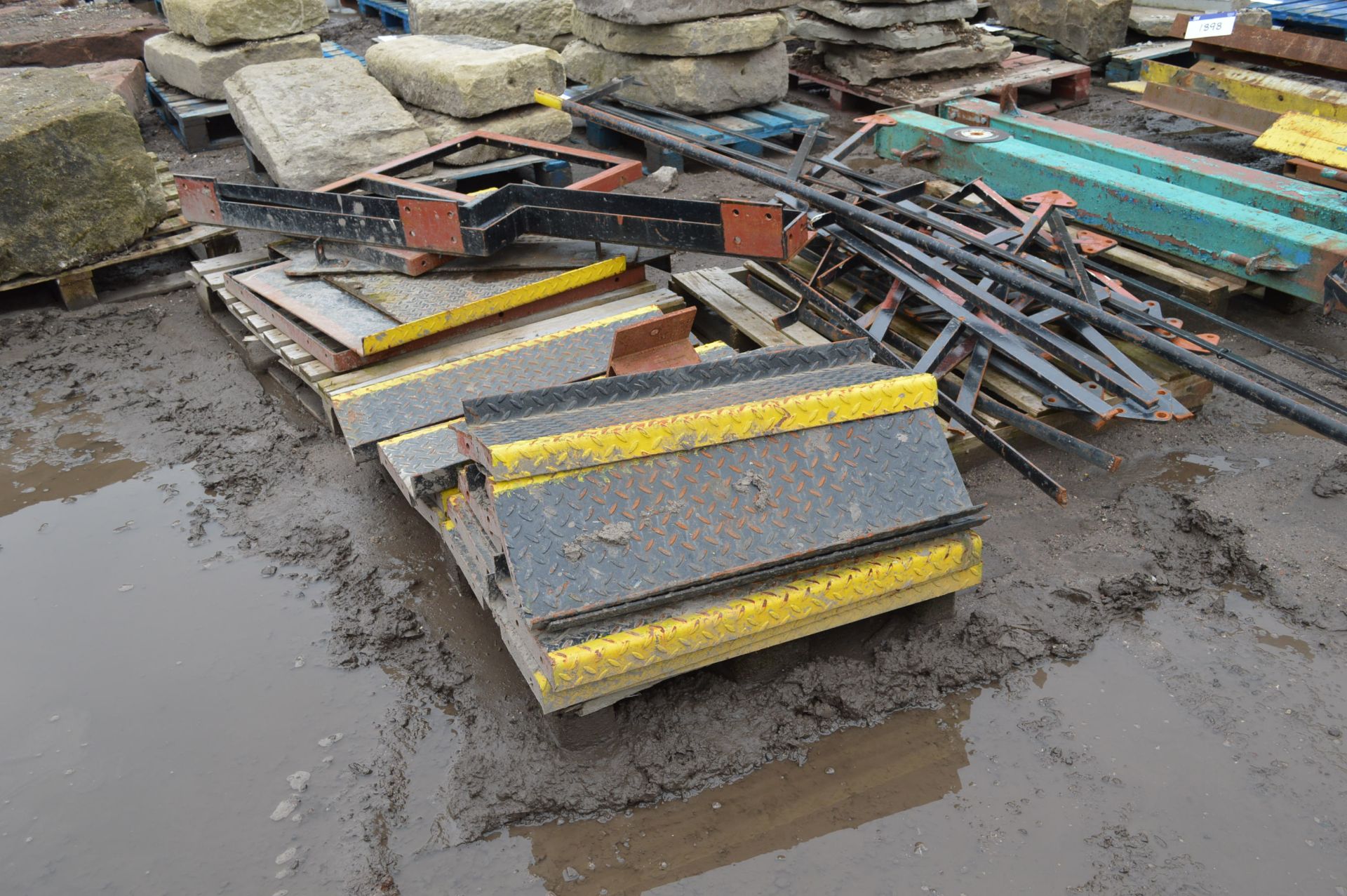 Steel Stairway, on four pallets - Image 2 of 6