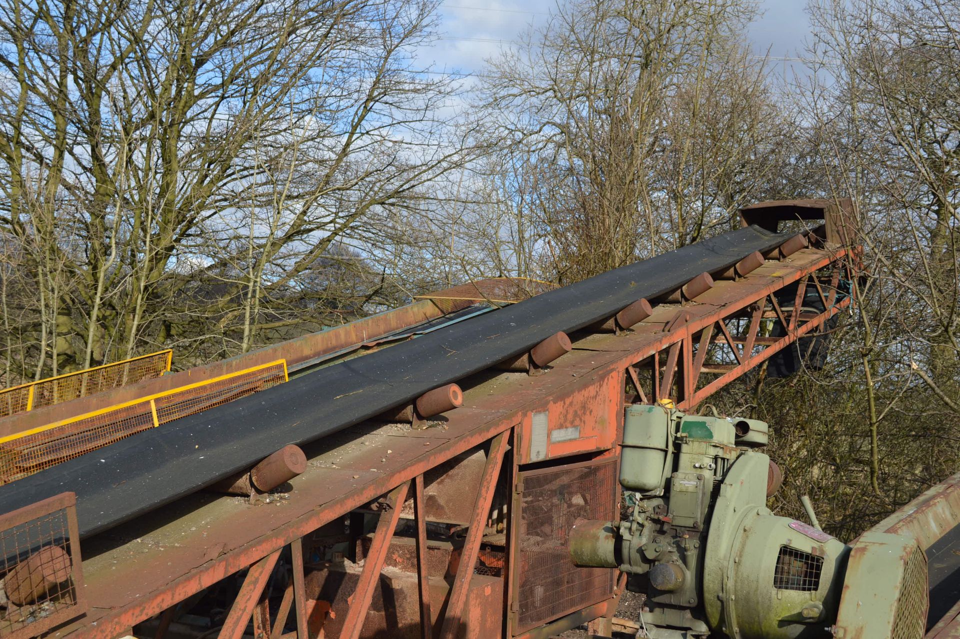 Sure Equipment Mobile Trough Belt Conveyor, approx. 750mm wide on belt x approx. 14m centres long, - Image 4 of 14