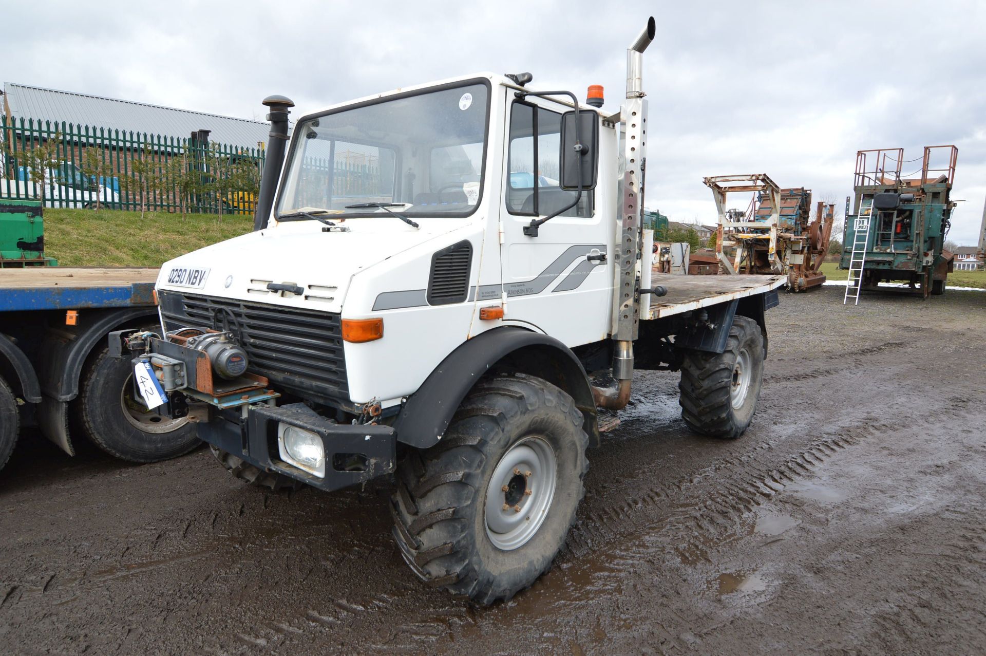 Mercedes Unimog 4WD Flat Utility Vehicle, registration no, Q290 NBV, date first registered 29.01.08,