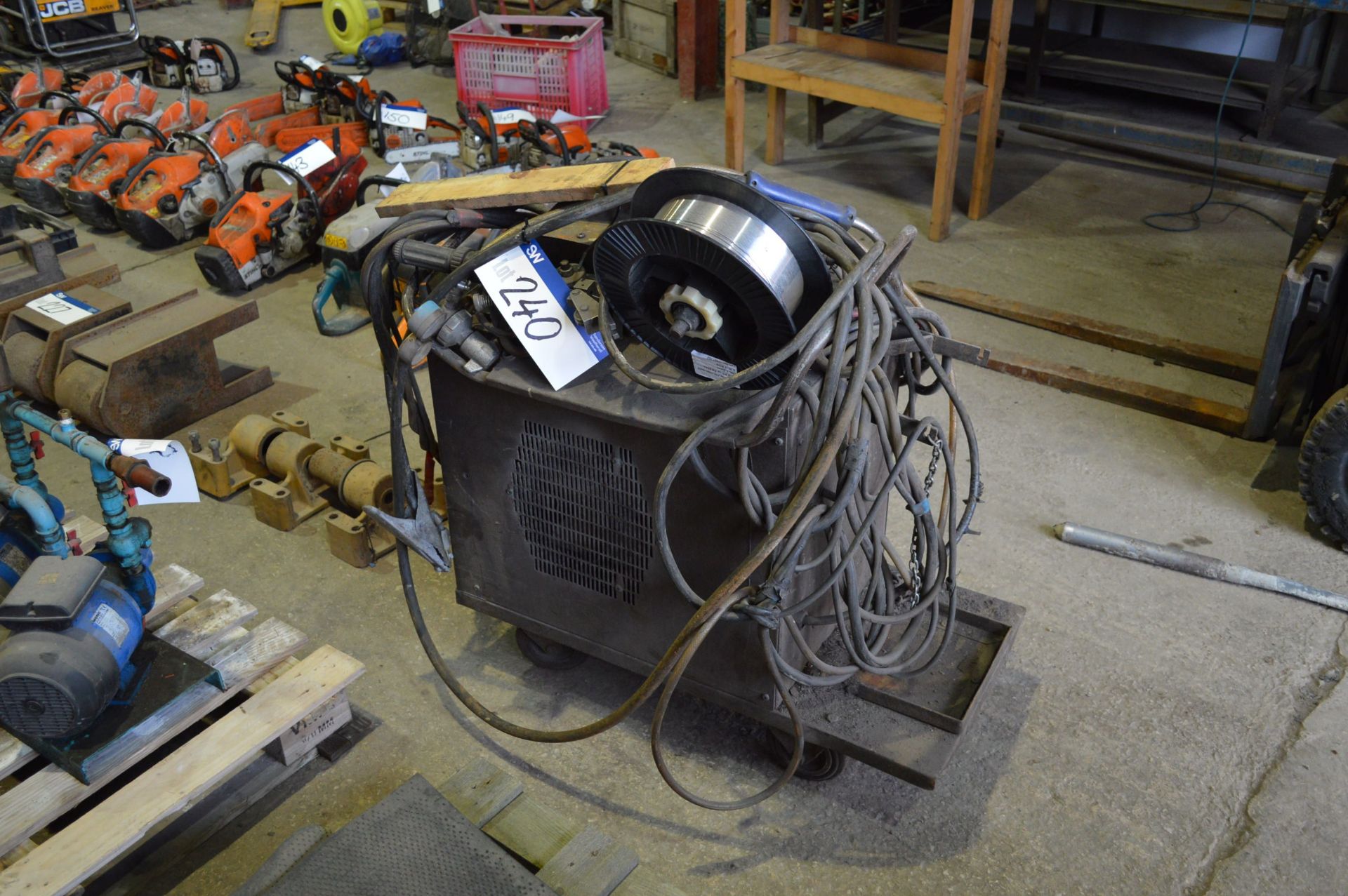 Maxarc MIG300 MIG Welder, with wire feed unit, torch & leads30