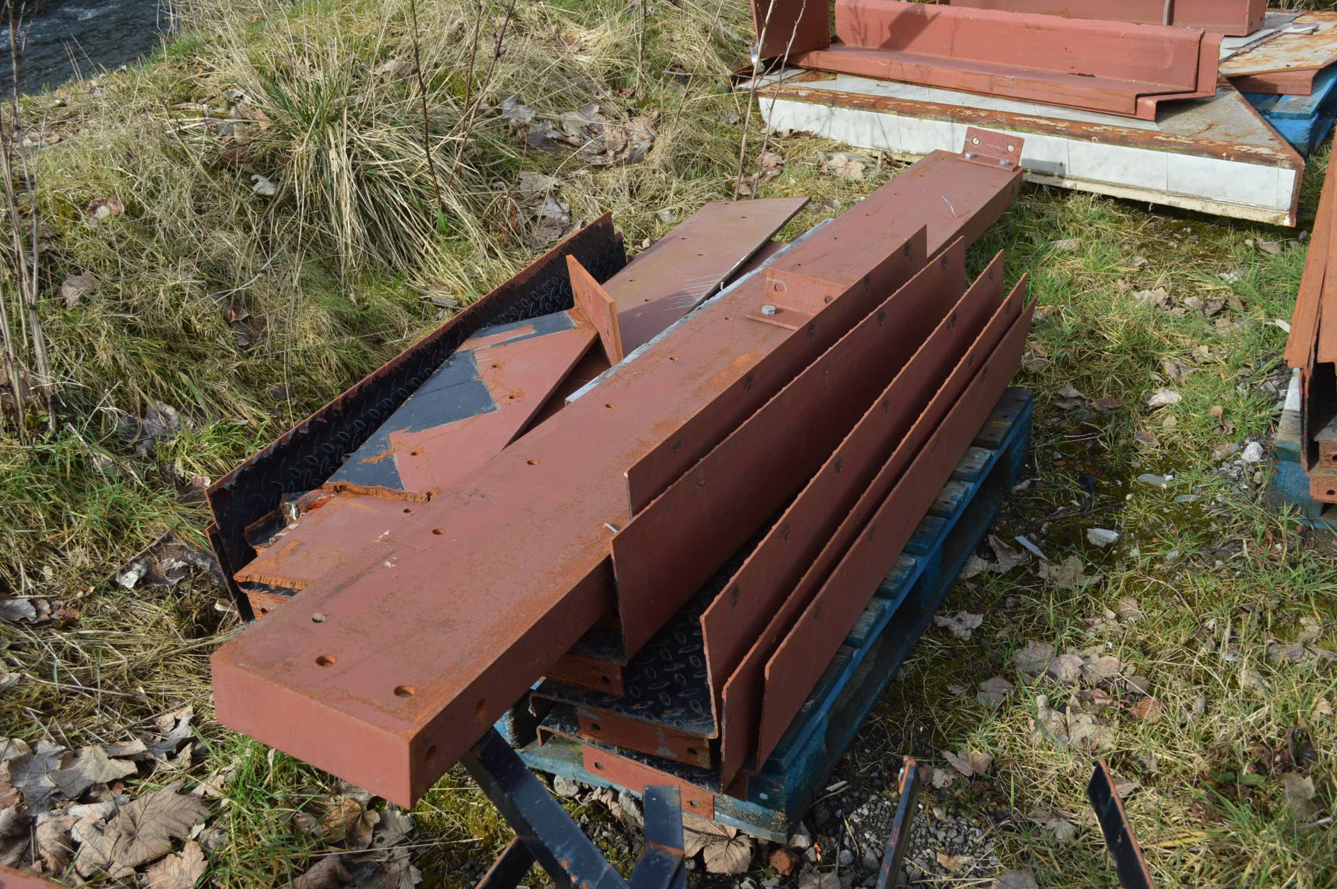 Staircase Components, on six pallets - Image 6 of 9