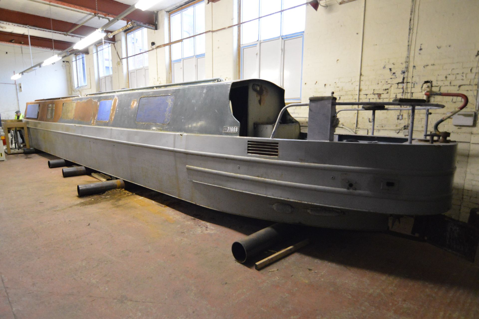 WELDED MILD STEEL CRUISER TYPE NARROWBOAT (known a - Image 2 of 22