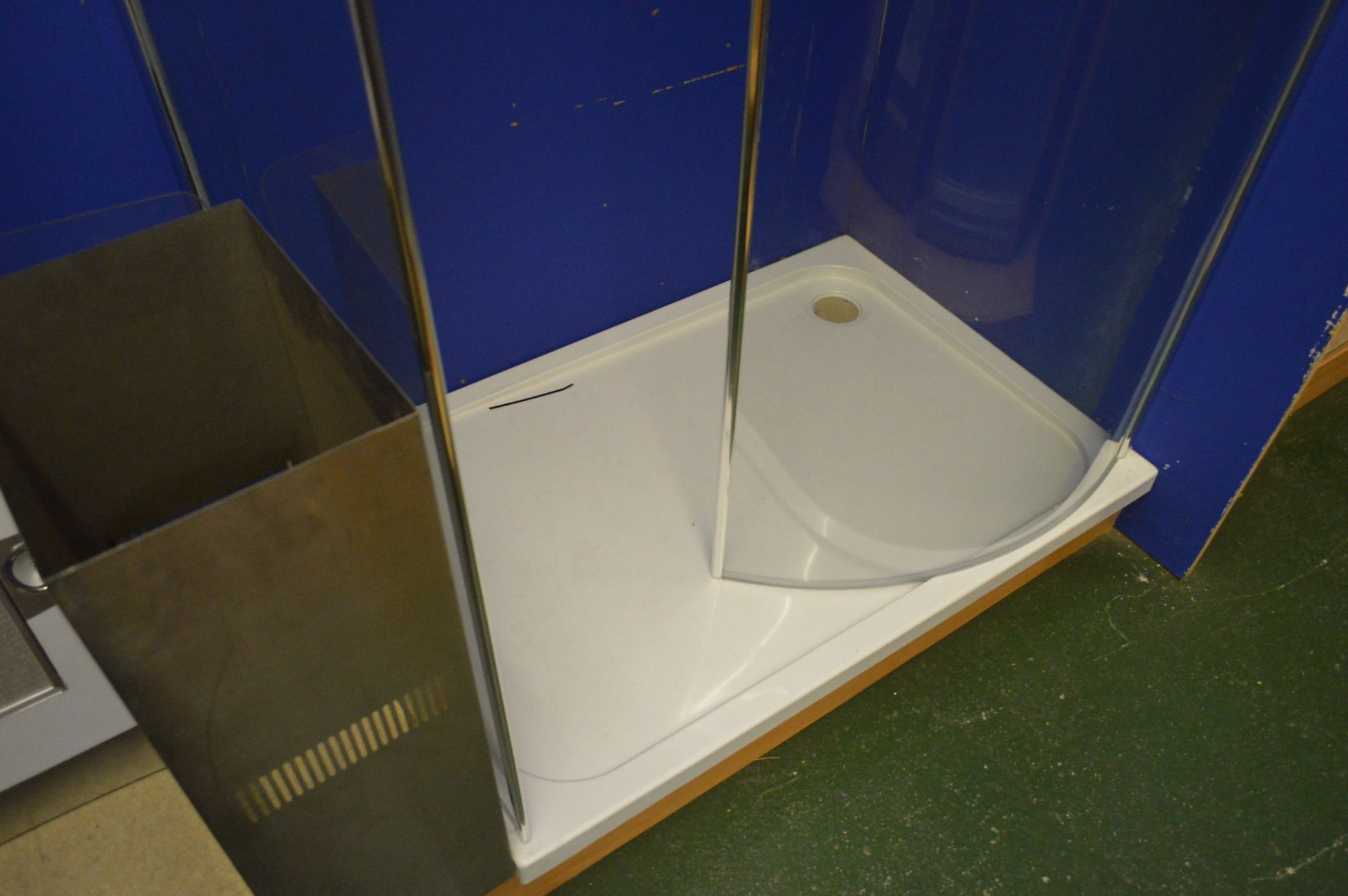 Walk-in Shower Enclosure, with base, 1.2m x 800mm - Image 2 of 2