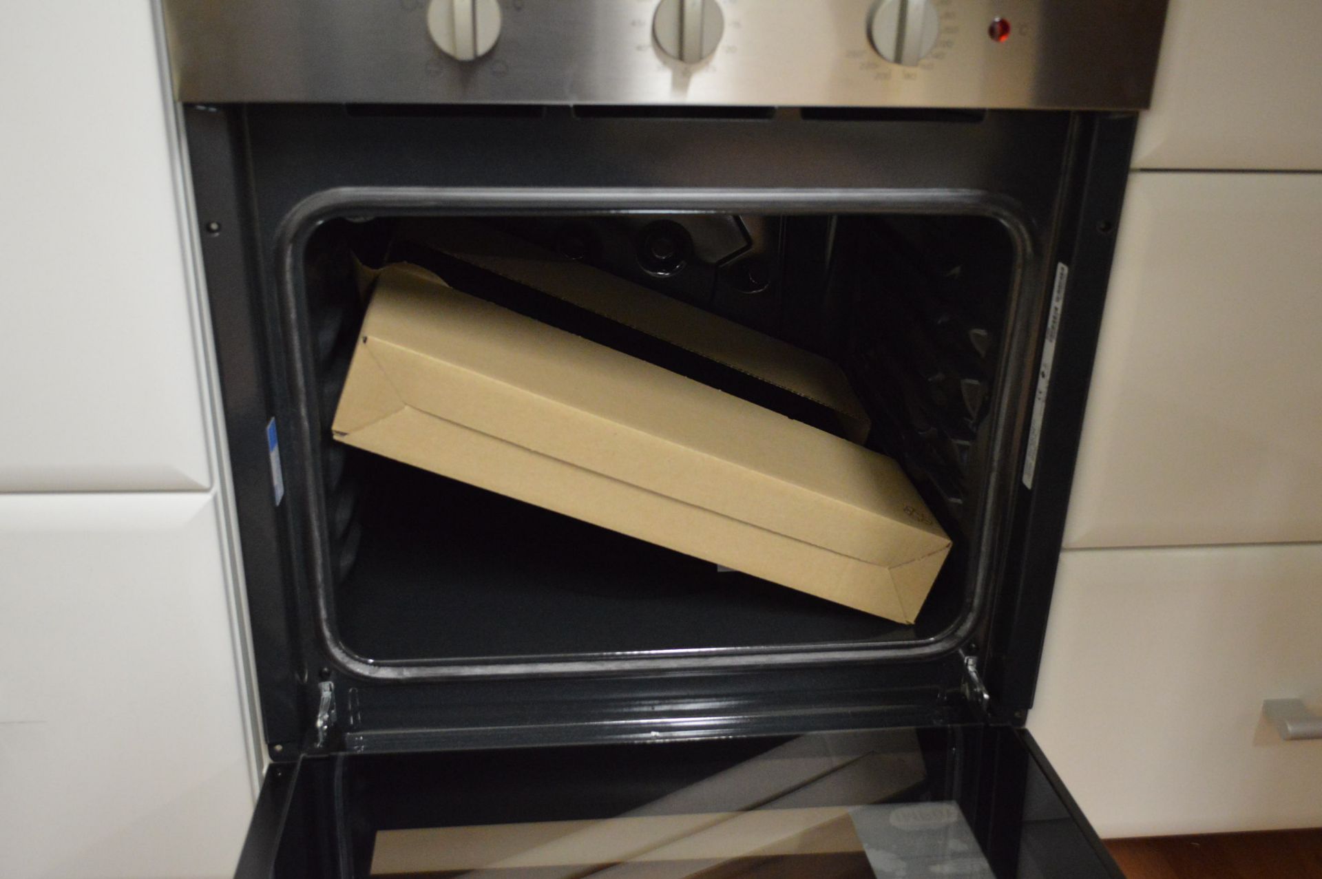 Indesit FXJM6 Electric Oven, 600mm wide - Image 3 of 3