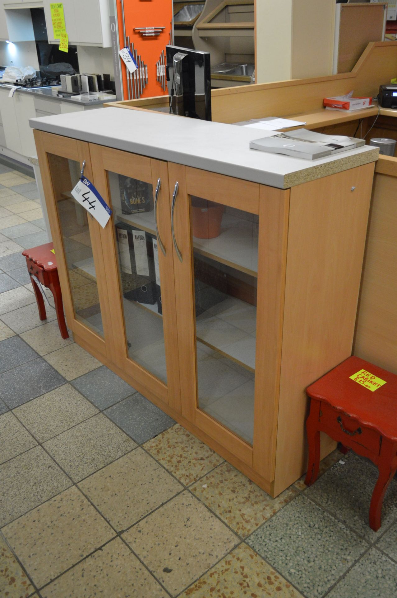 Multi Display Cabinet, approx. 1.5m wide (no conte