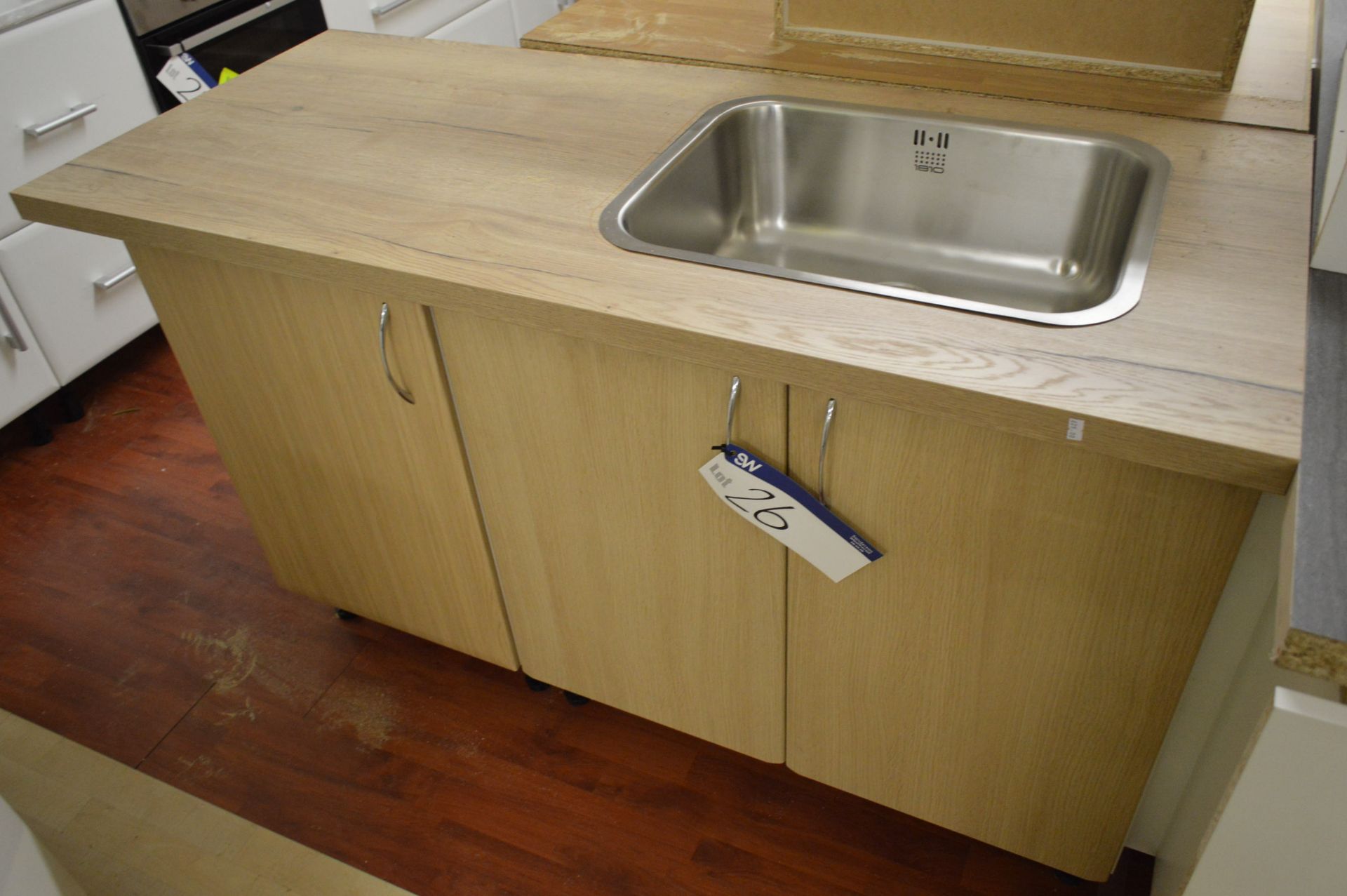 1.4m Kitchen Base Unit, with worktop and sink