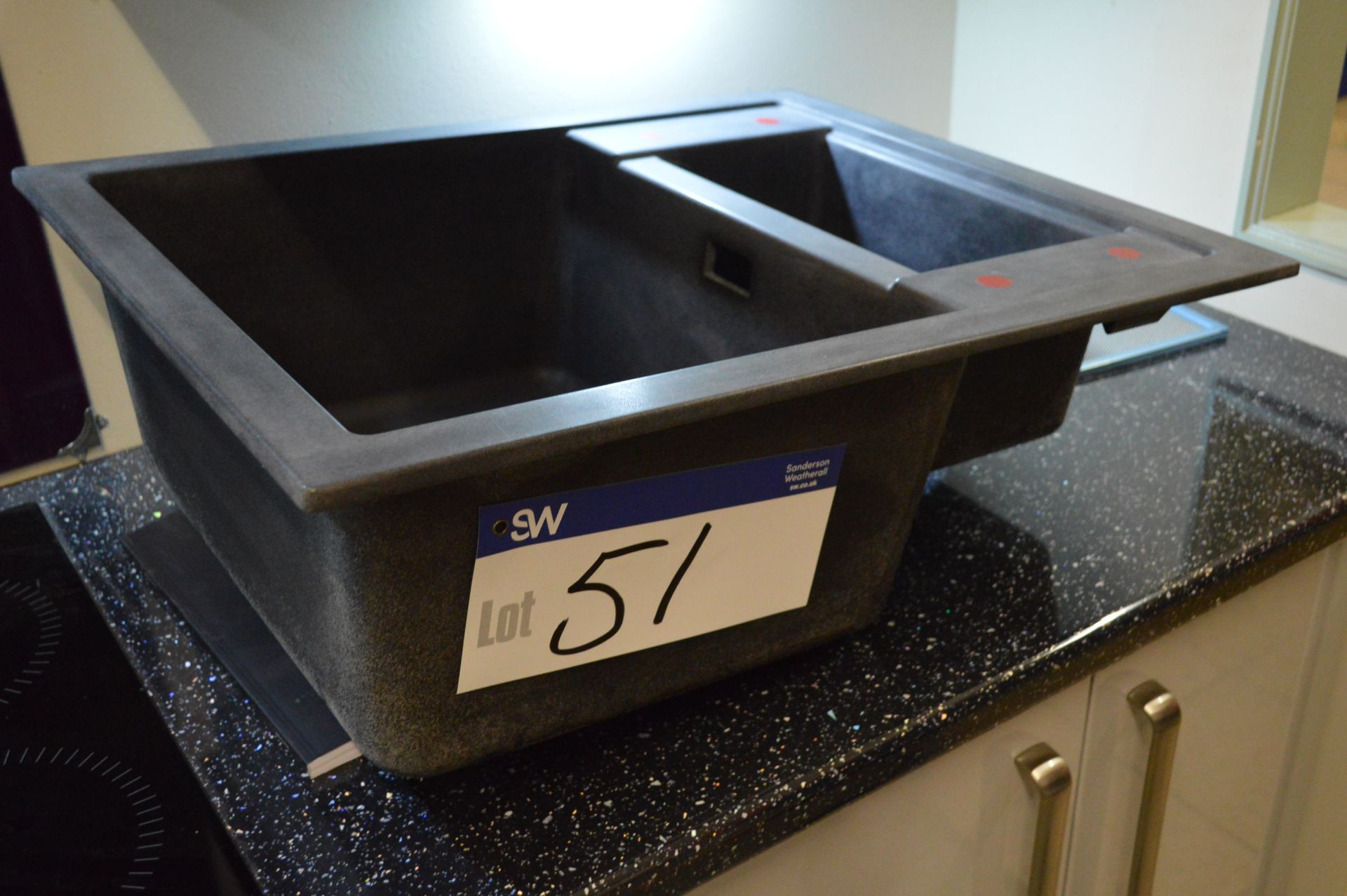 620mm wide Ceramic Sink