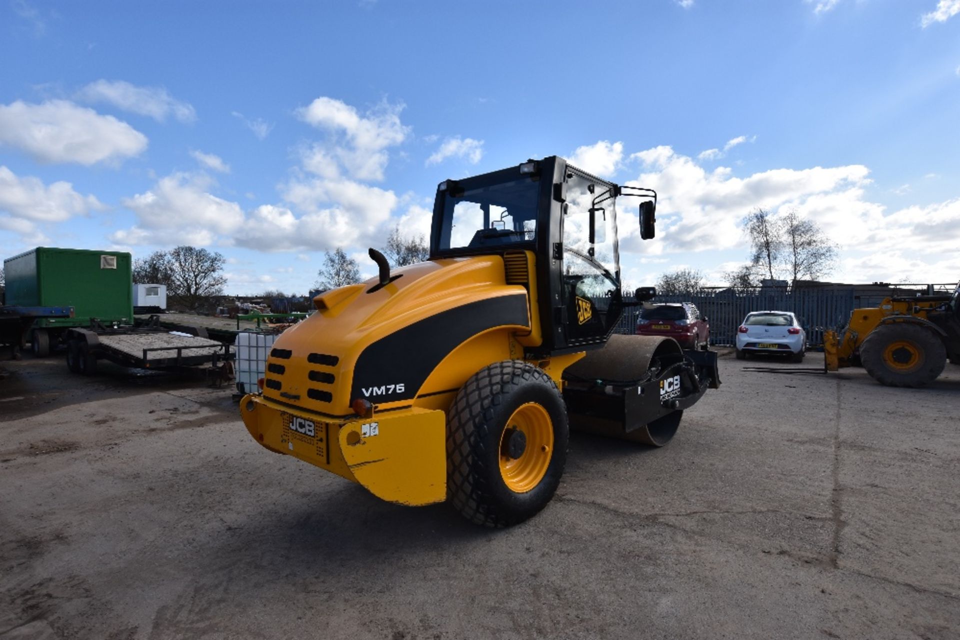 JCB Vibromax VM75D Vibratory Smooth Drum Roller c/w Blade, Serial No -, Year of Manufacture: 2010, - Image 4 of 9