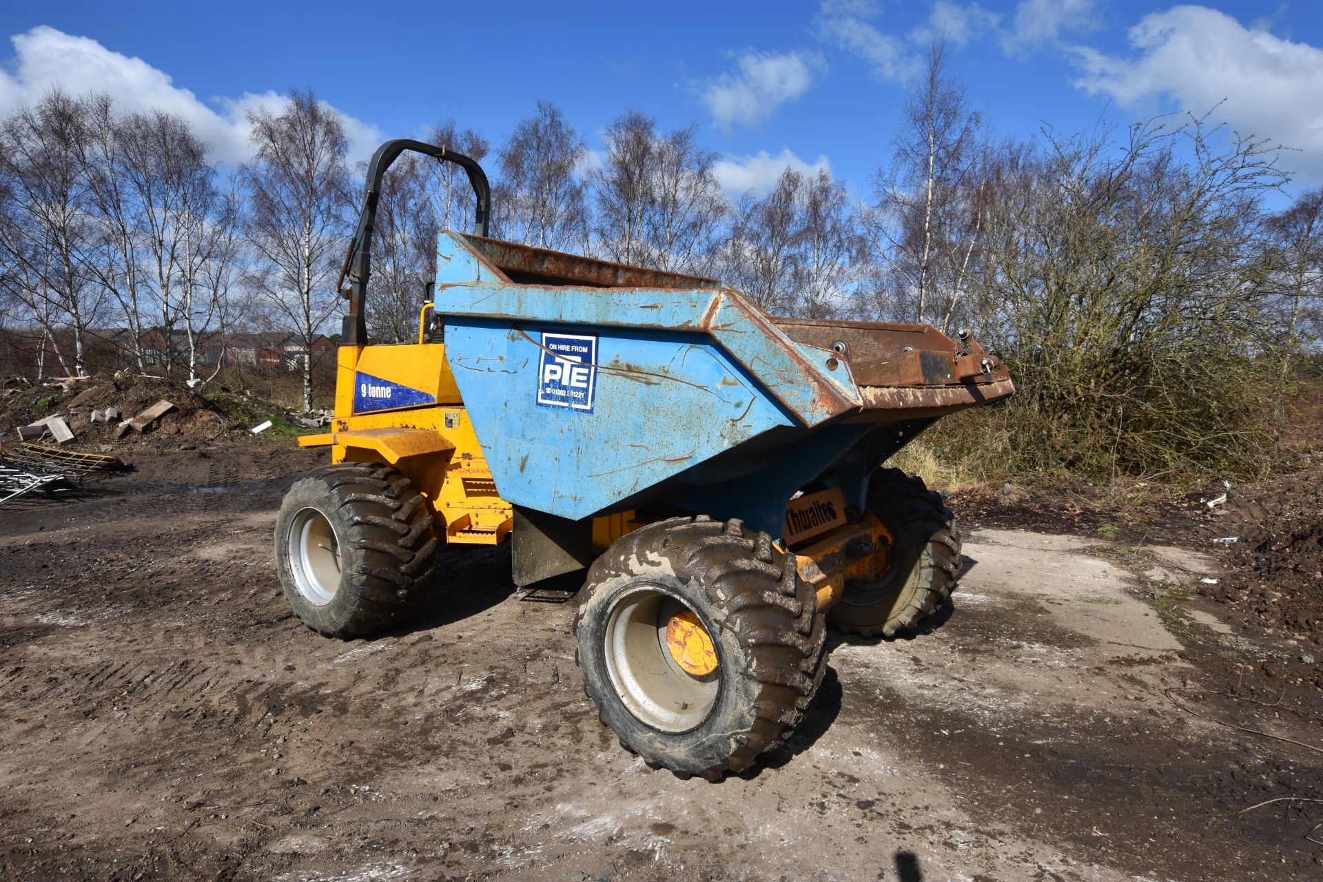 Thwaites 9000kg 4x4 Dumper, Serial No: SLCM290ZZ101A01174, Year of Manufacture: 2001, Indicated