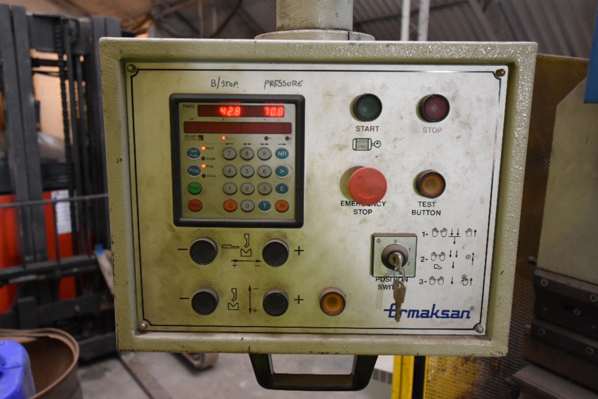 Ermaskan AP3100 / 200 Hydraulic Press Brake, Year of Manufacture: 2002, Machine No: P-818, Capacity: - Bild 4 aus 5