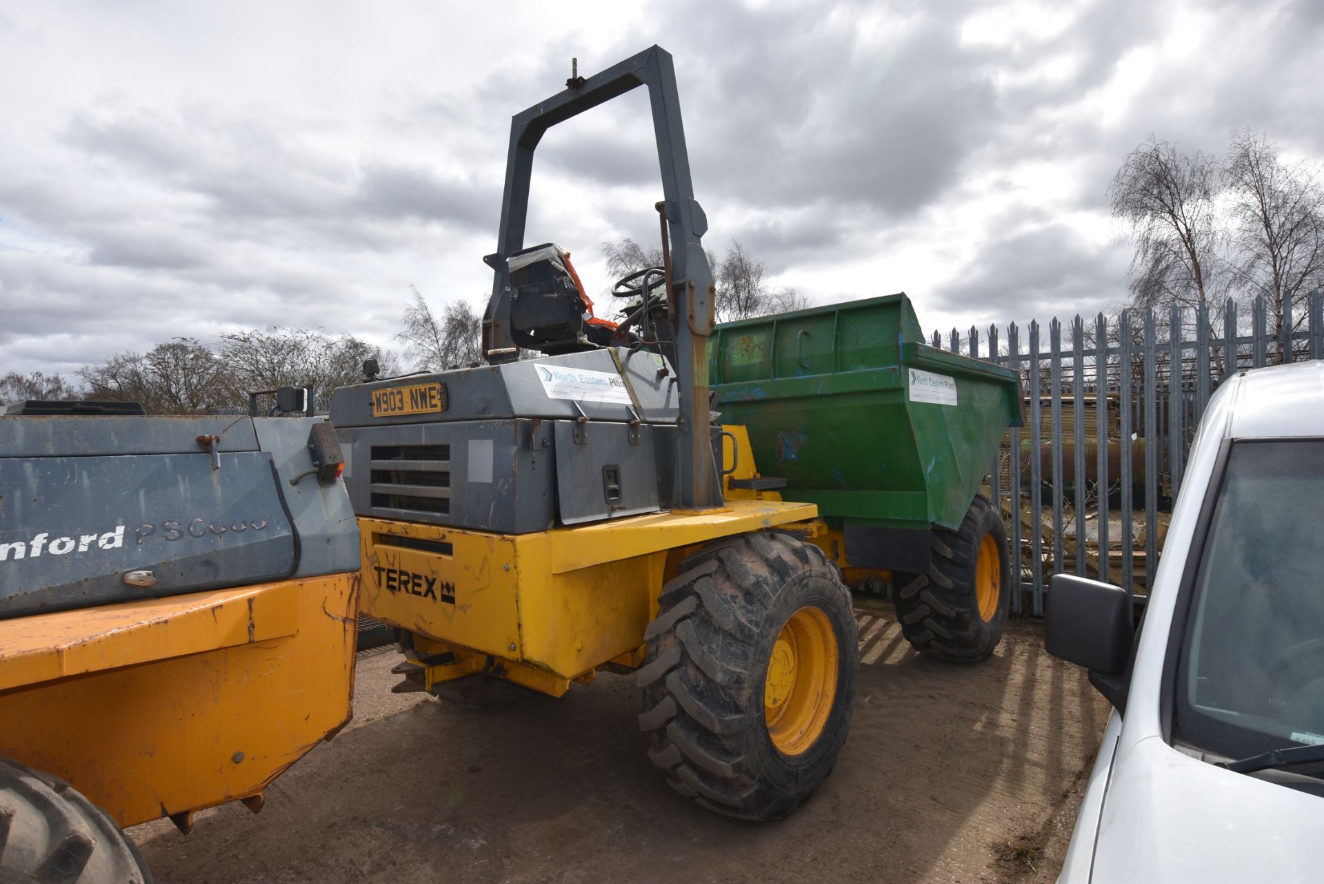 Benford Thwaites 9000PTR 4x4 Dumper, Registration Number: W903NWE, Year of Manufacture:- Indicated - Image 3 of 3
