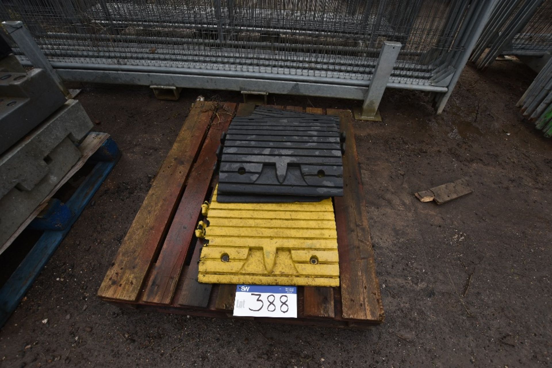 4 x Sections of Rubber Cable Protection Ramp