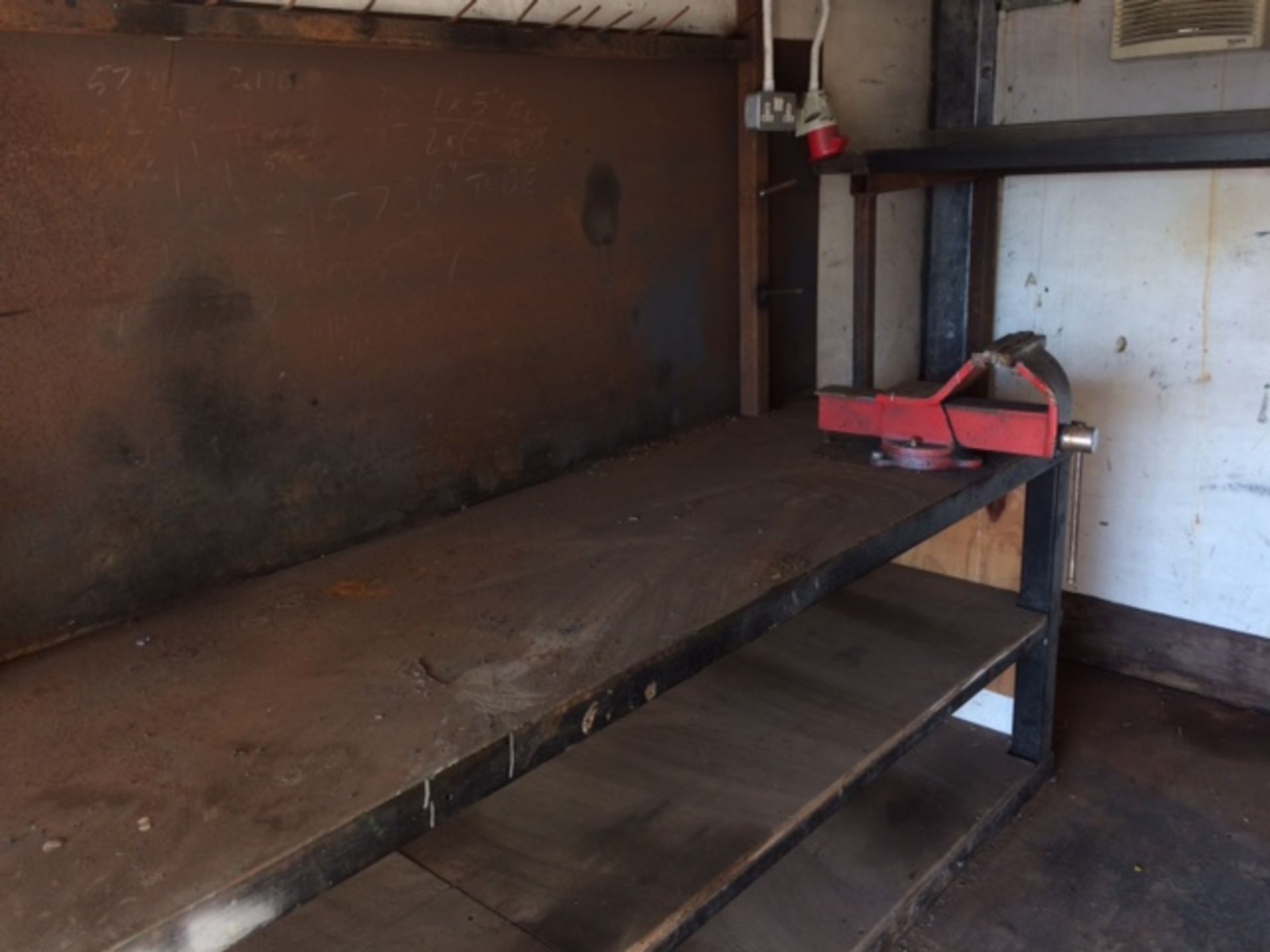 Twin Axle Draw Bar Mobile Workshop Trailer, 6m, Fitted with Workbenches and Vice - Image 5 of 6