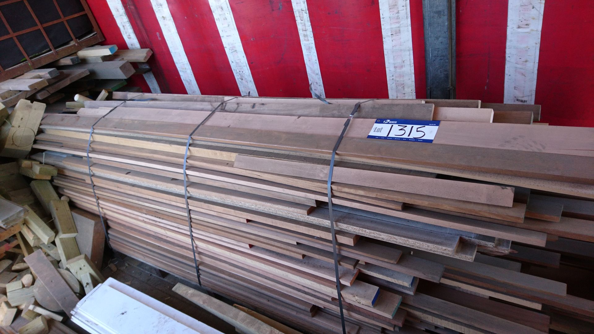 Quantity of Hardwood. Average Length 2.5m. Various Widths