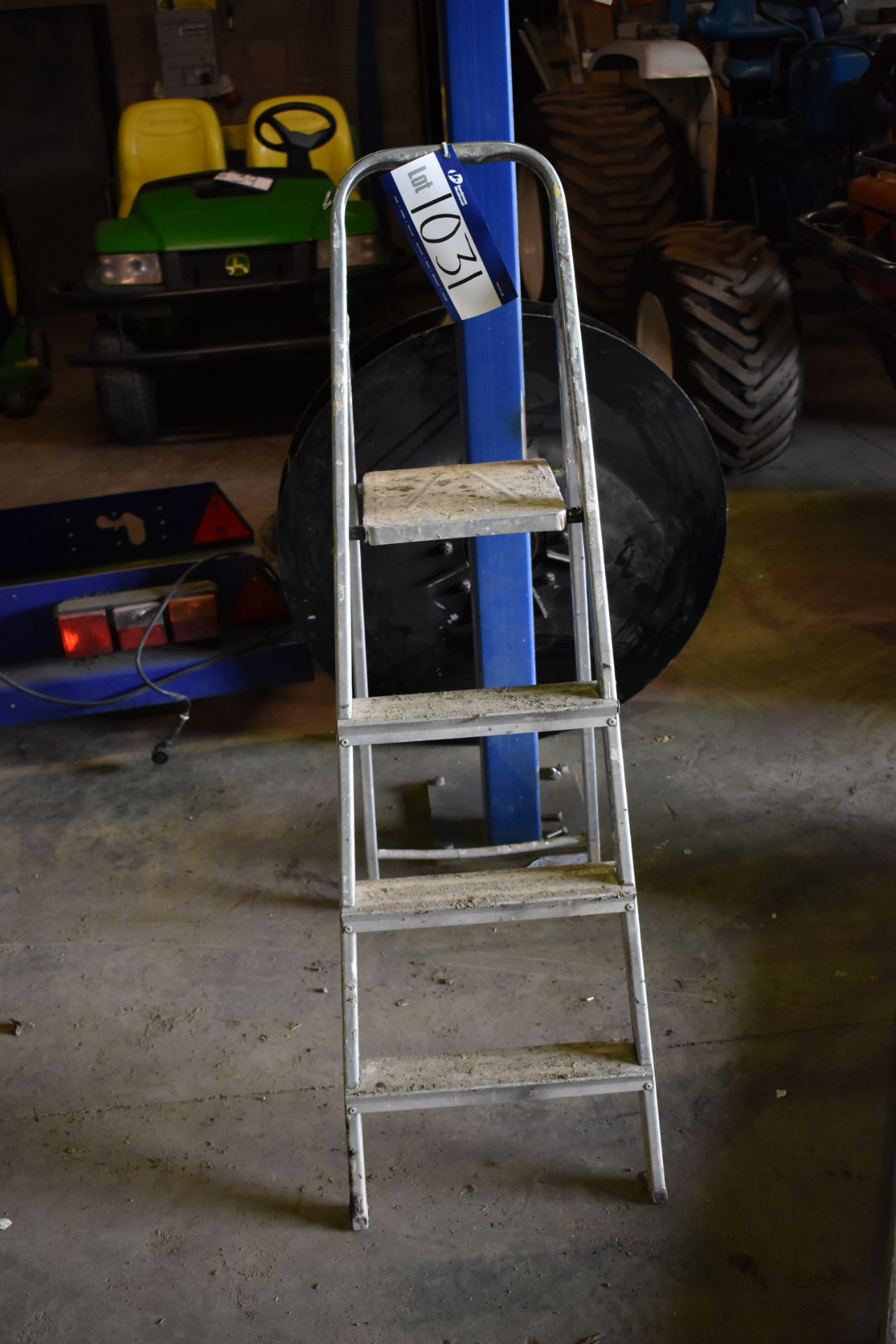 Alloy 4-Rise Step Ladder