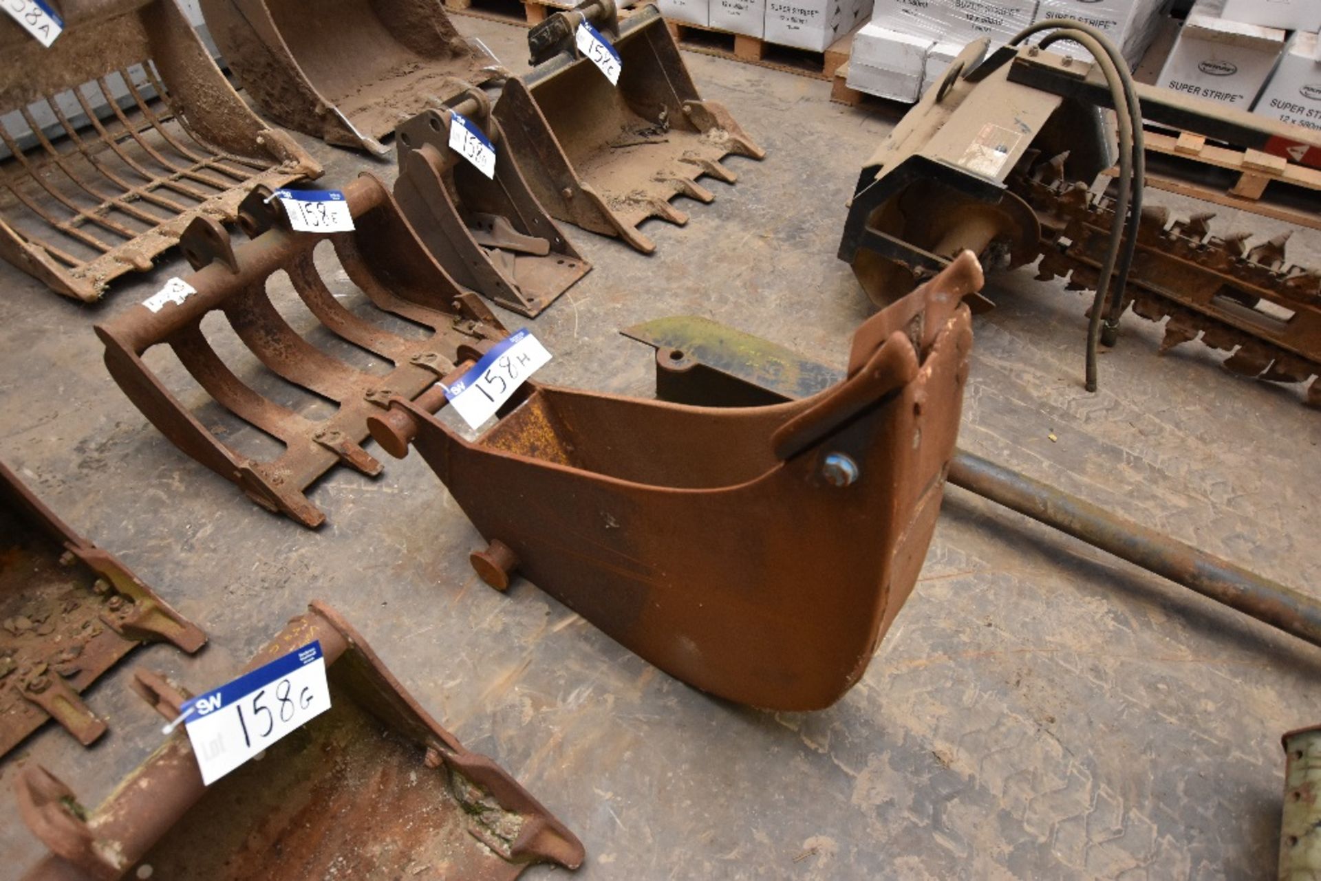 200mm Bucket (6-8 Tonne Machine)