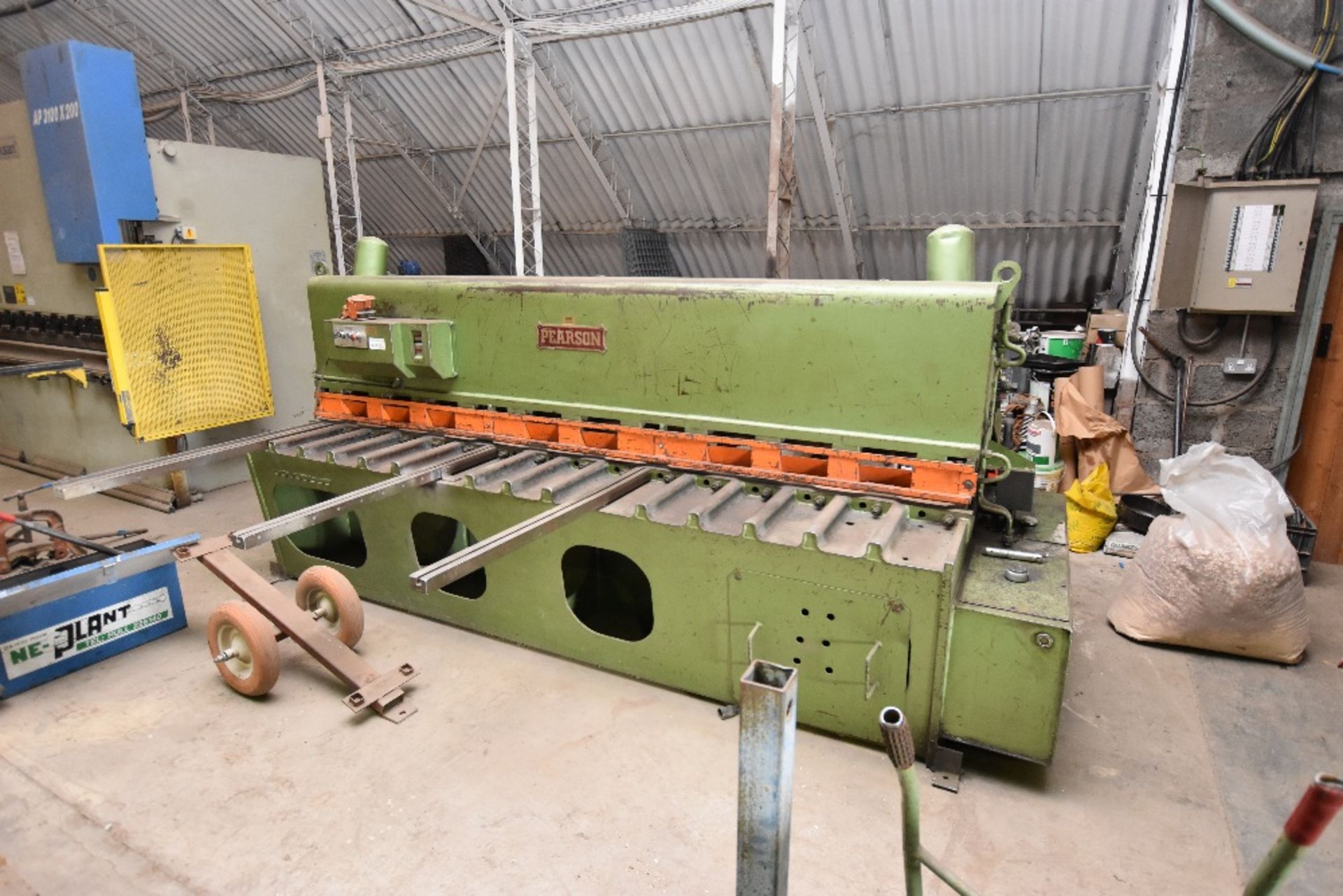 Pearson Machine Tool Ltd 3.5m Guillotine, Machine No: 6438/3, Capacity: 3050mm x 6.5mm