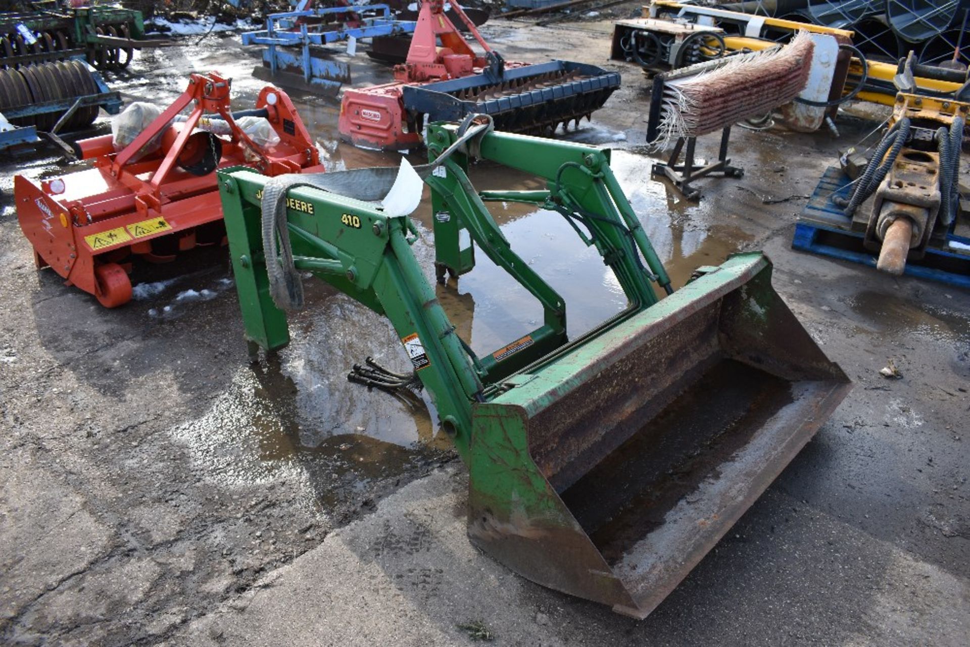 John Deere 410 Forend Loader Attachment