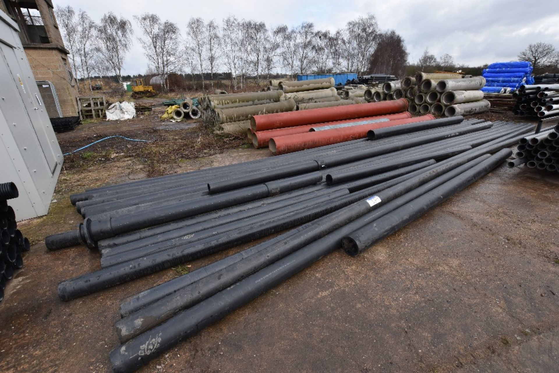 12 x Lengths of Denco HDPE PE80 Water Pipe, average 10m x 160mm Diameter, and Various Short Lengths