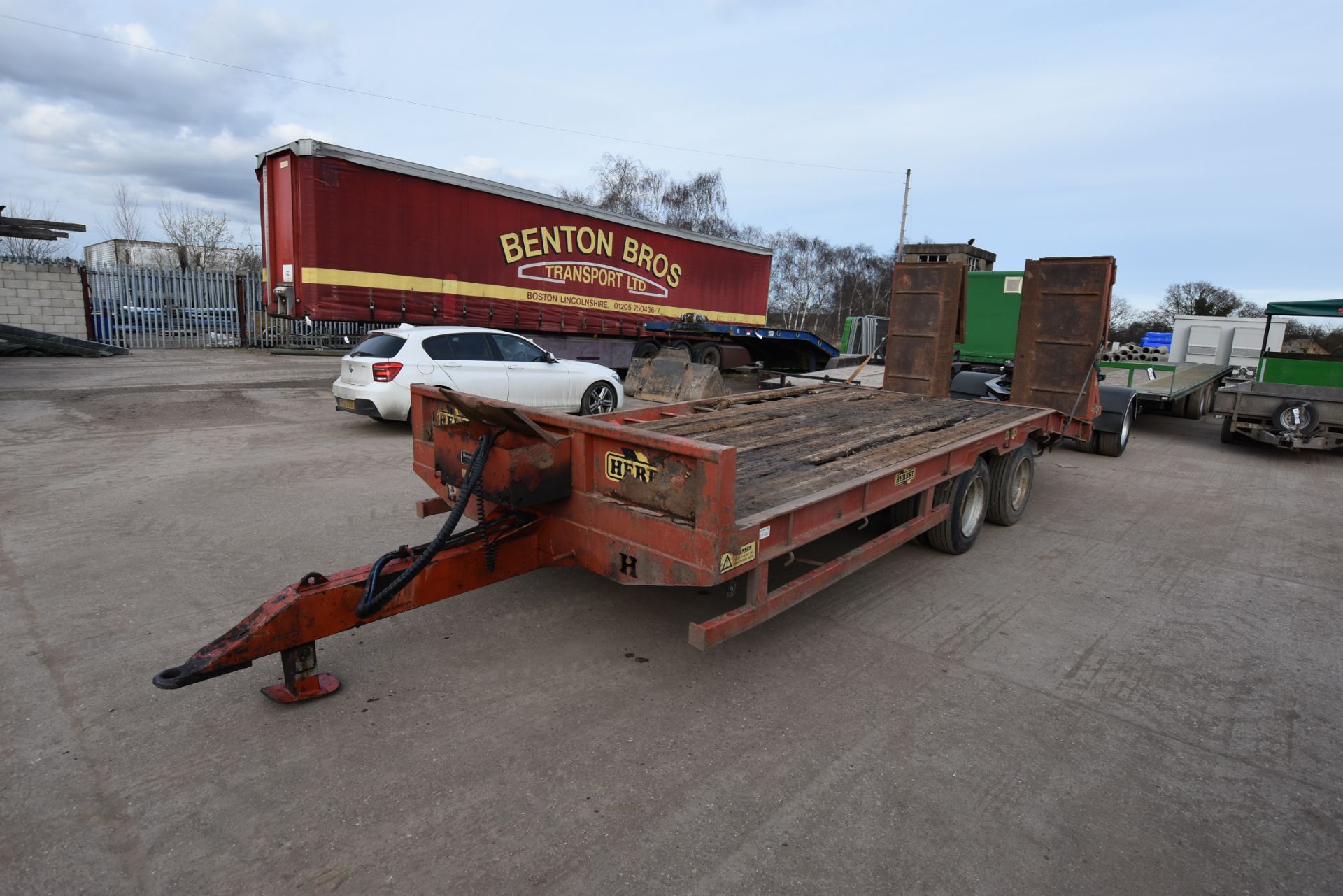 Herbst twin axle tandem wheel drawbar plant trailer with hydraulic ramps. Overall dimensions: 6.5m x - Bild 5 aus 5