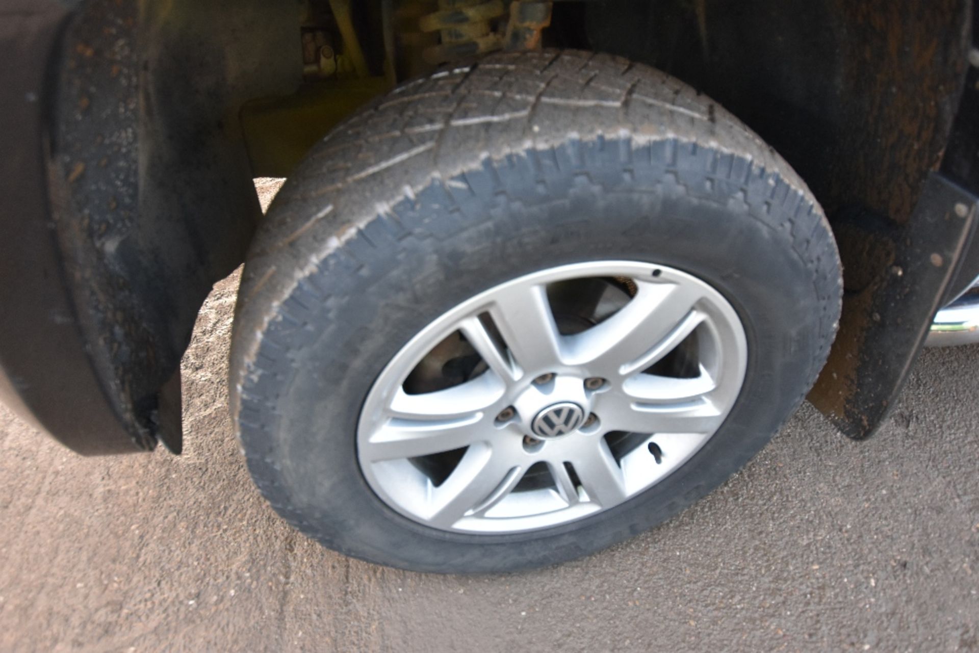 VW Amarok Trendline 2.0 BiTDi 180 4Motion Double Cab Pick Up Truck Fitted With Workstyle Canopy, - Image 11 of 13