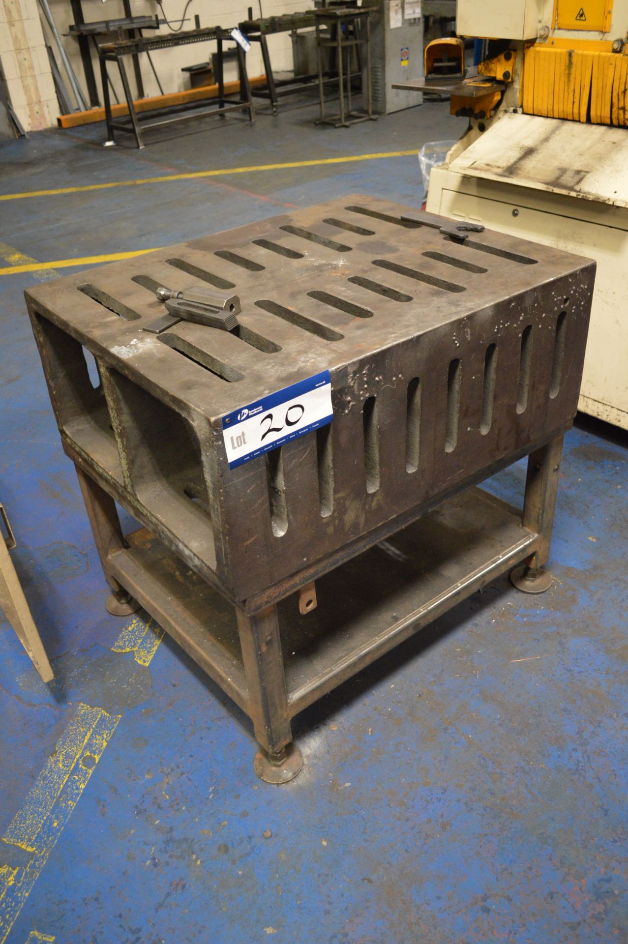 Cast Iron Box Plate, approx. 940mm x 760mm x 375mm