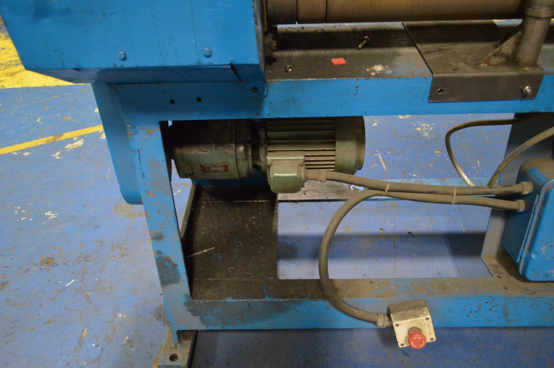 1.3m wide TRIPLE ROLL BENDING MACHINE - Image 3 of 4