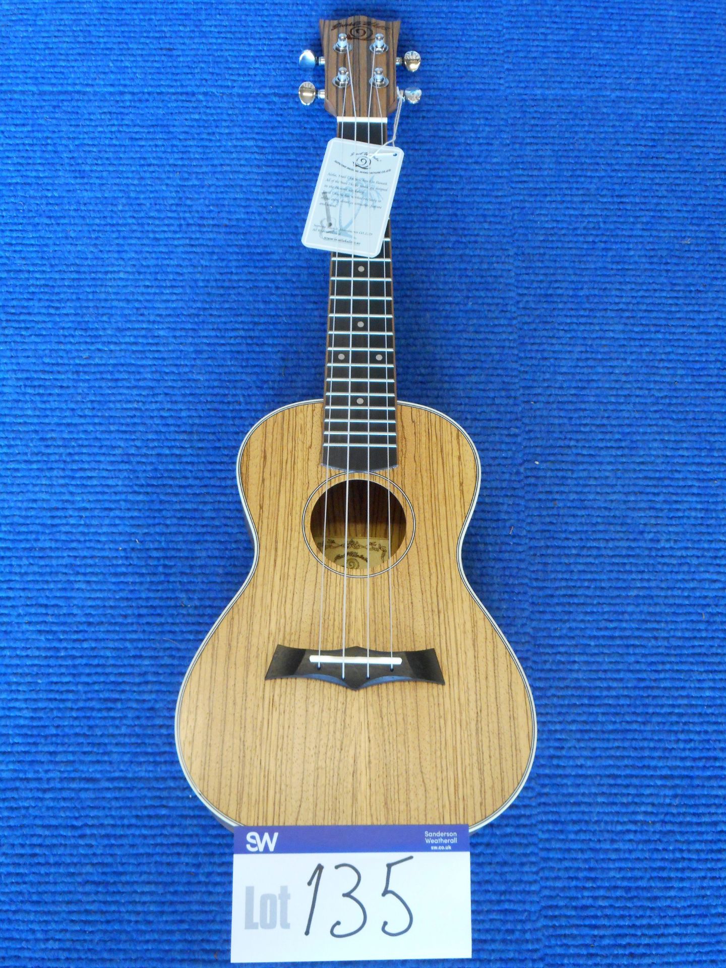 Snail UKC-480 Ukulele