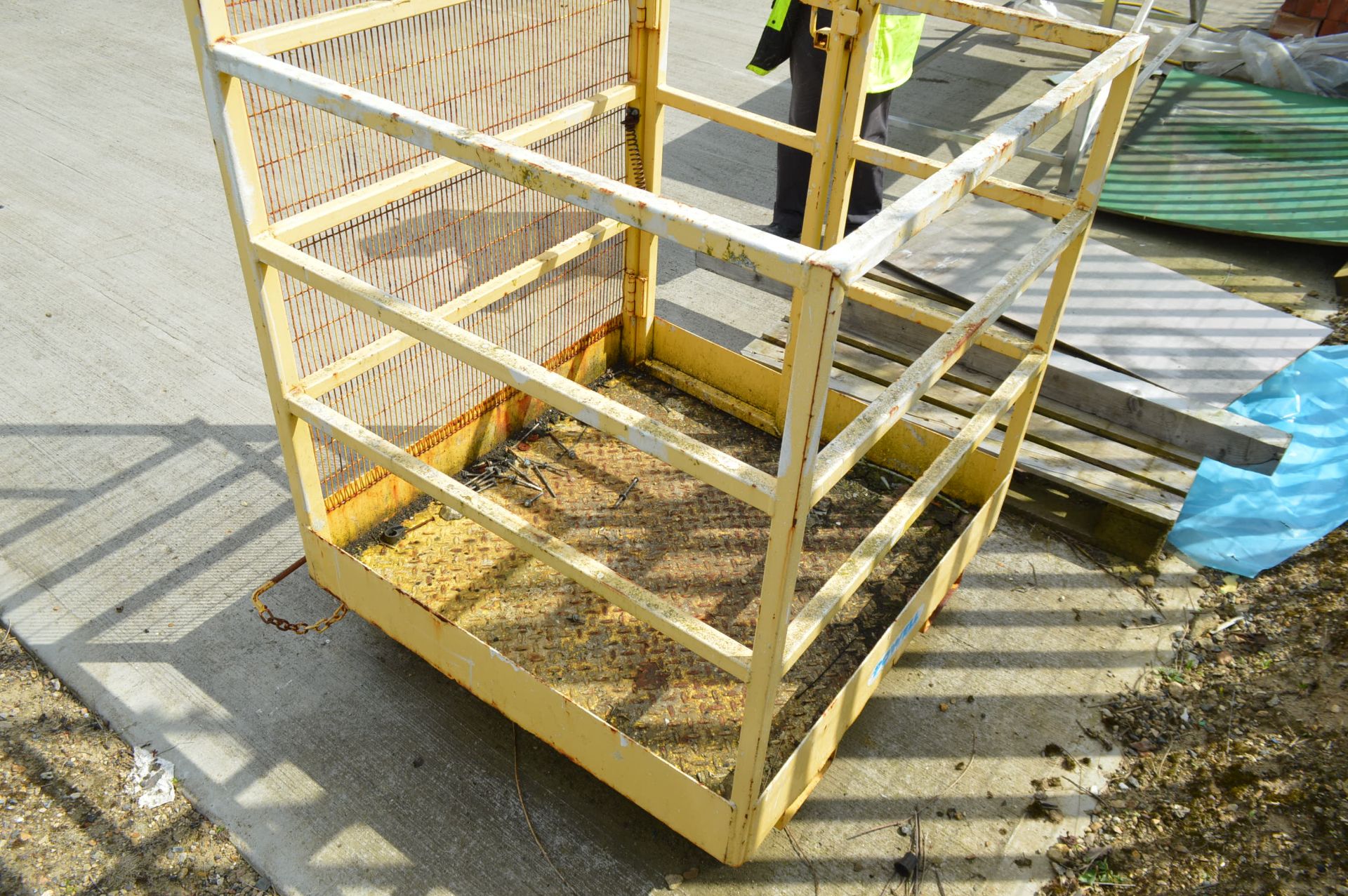 Powell Fork Truck Personnel Cage - Image 2 of 2