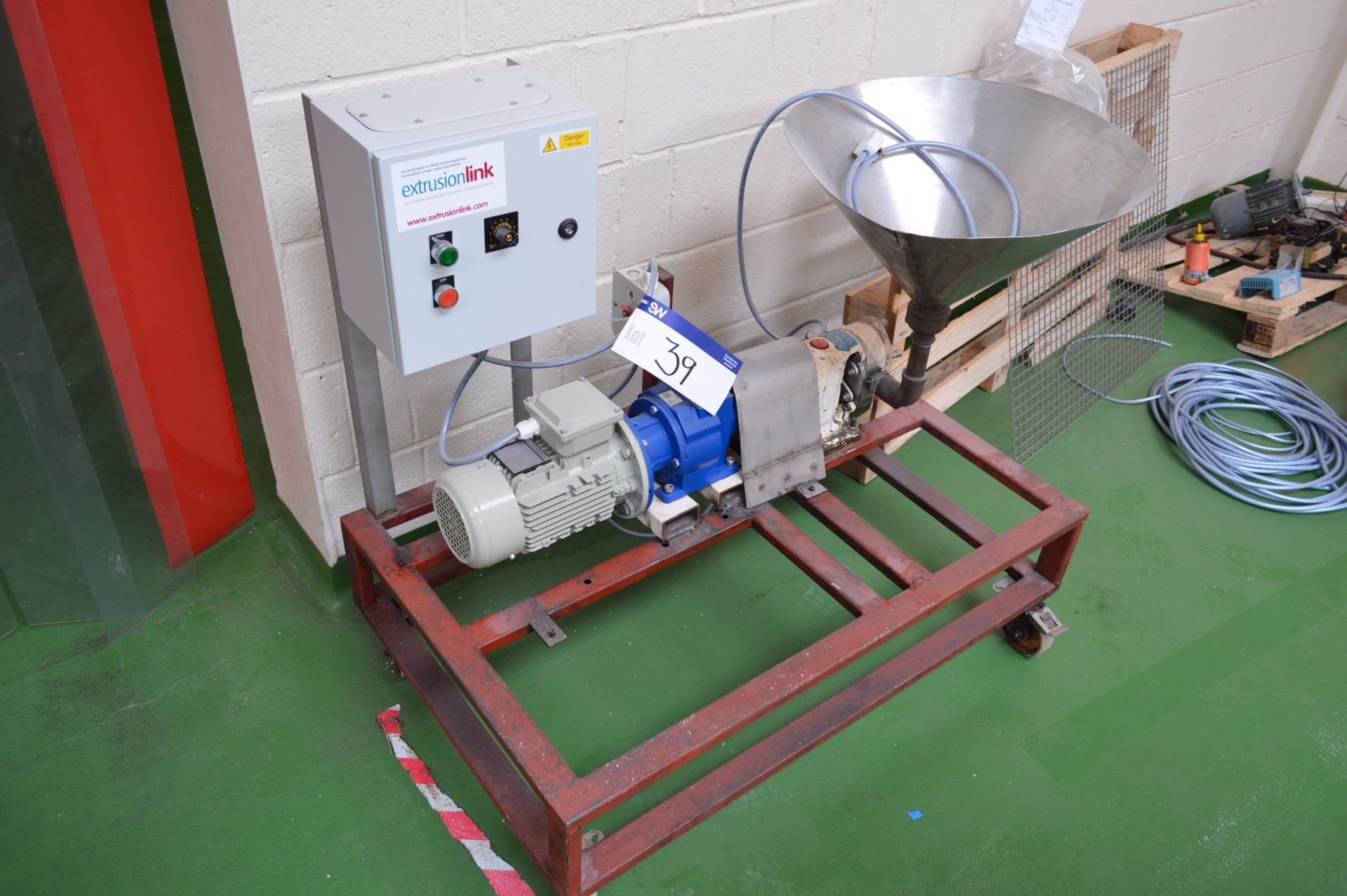 Mobile Lobe Pump, with SSP AP100/PG6 stainless steel pump, variable speed drive, hopper and