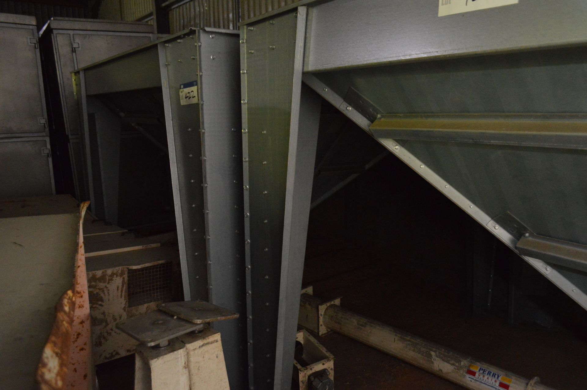 Two Galvanised Steel Bin Storage Hopper Bottoms, e - Bild 4 aus 9