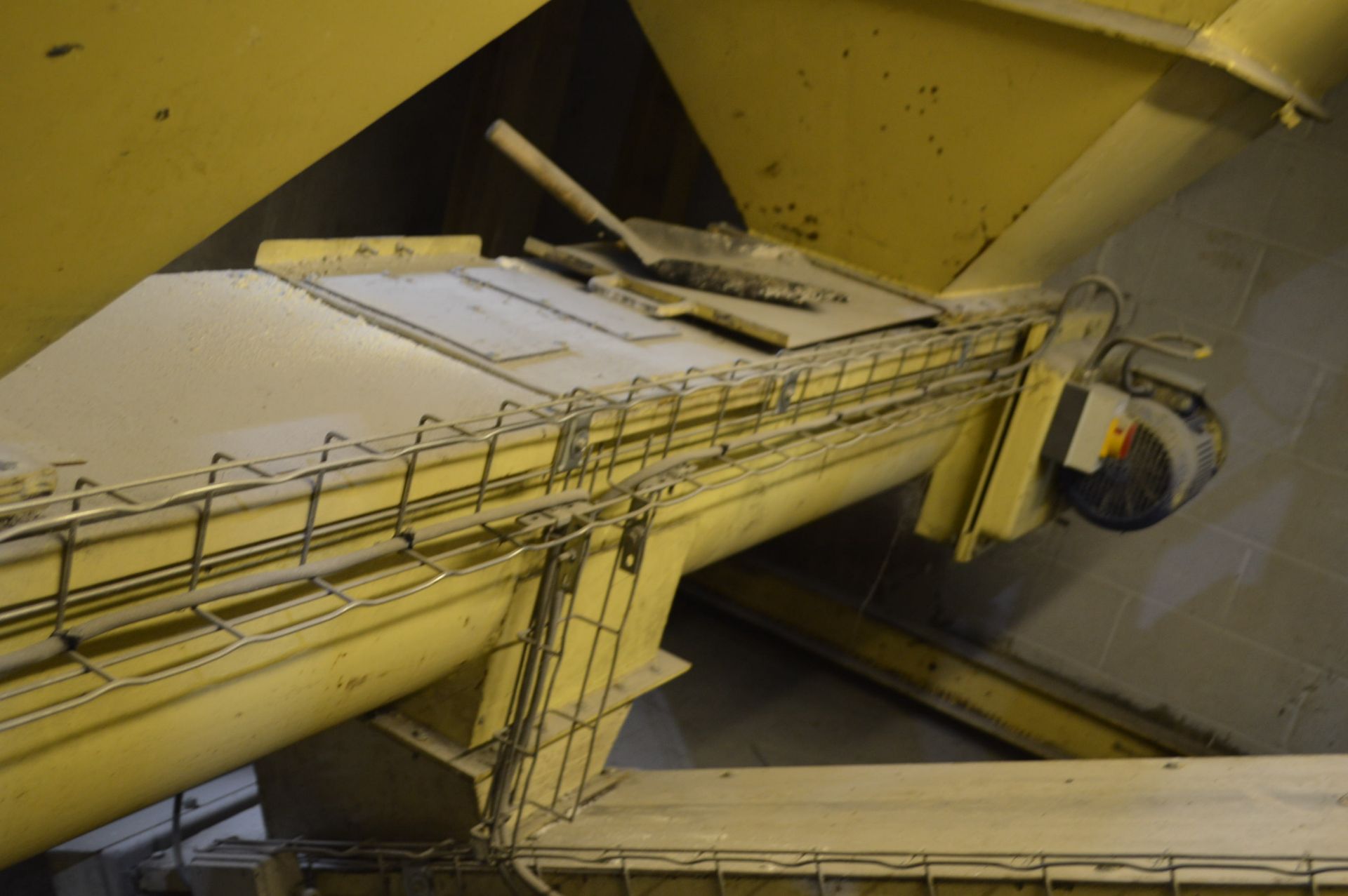 300mm dia. TWIN HOPPER DISCHARGE CONVEYOR, approx. - Image 2 of 3