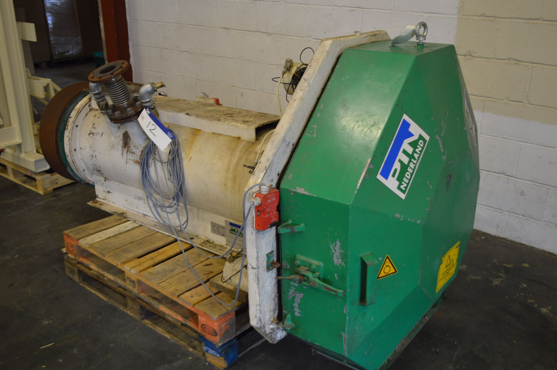 PTN BOA 500 x 1500 COMPACTOR, serial no. 132-95-00