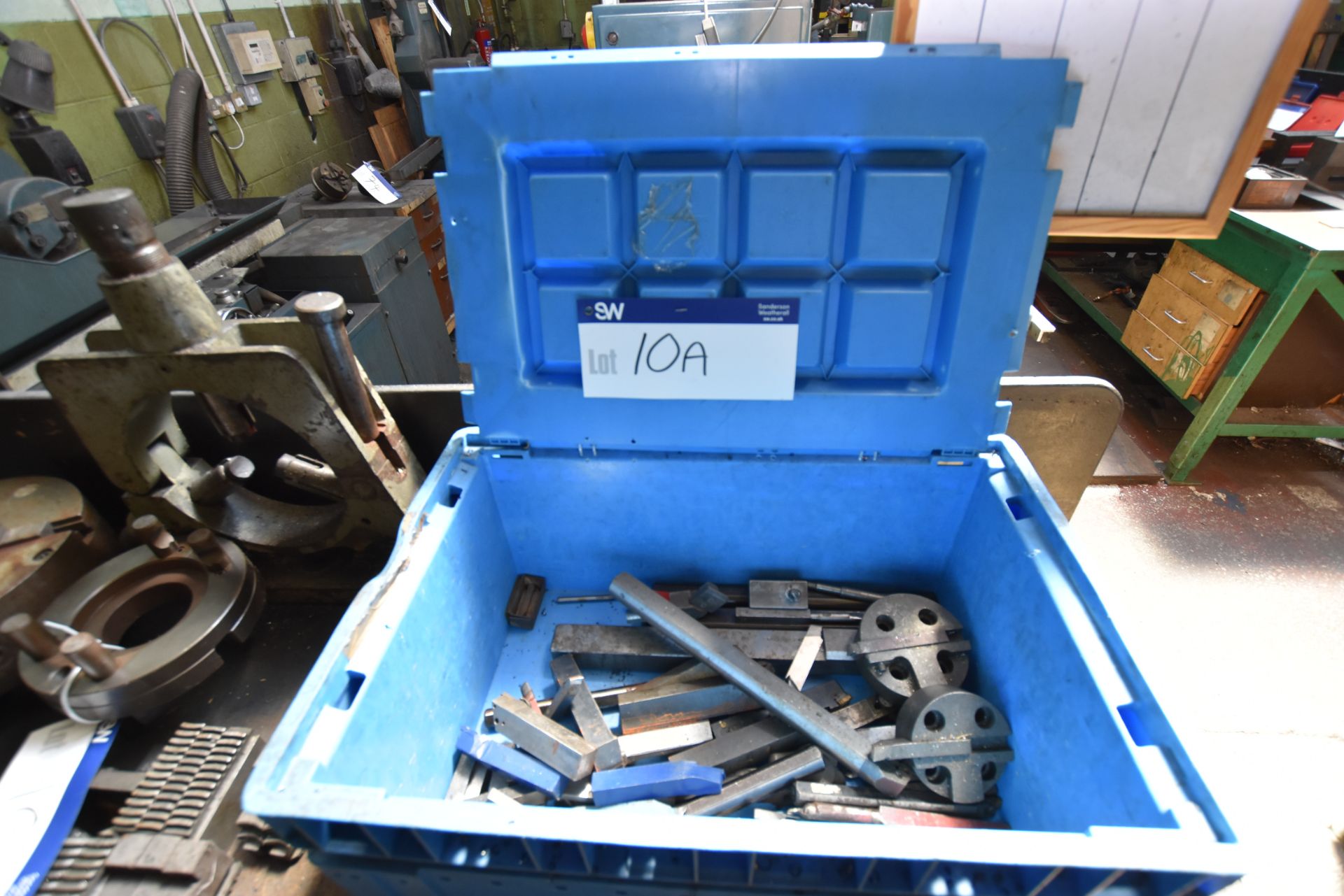Quantity of Lathe Cutting Tools in box