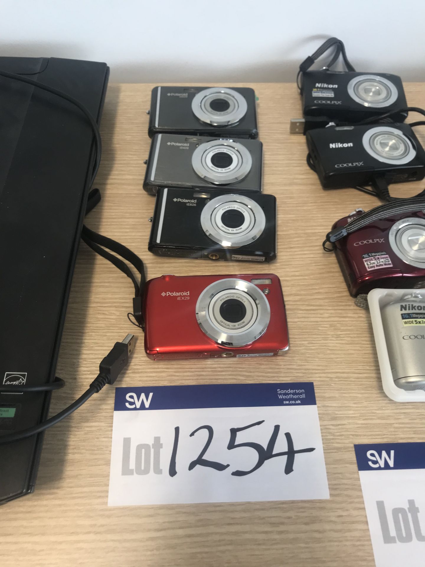 4 x Assorted Polaroid Digital Cameras, Models: IX8