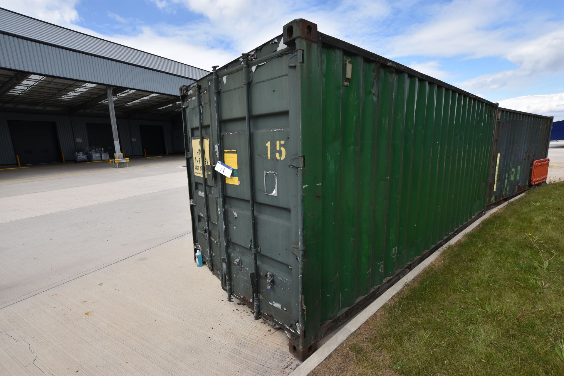 20ft Steel Shipping Container (Please Note Risk As - Bild 2 aus 3