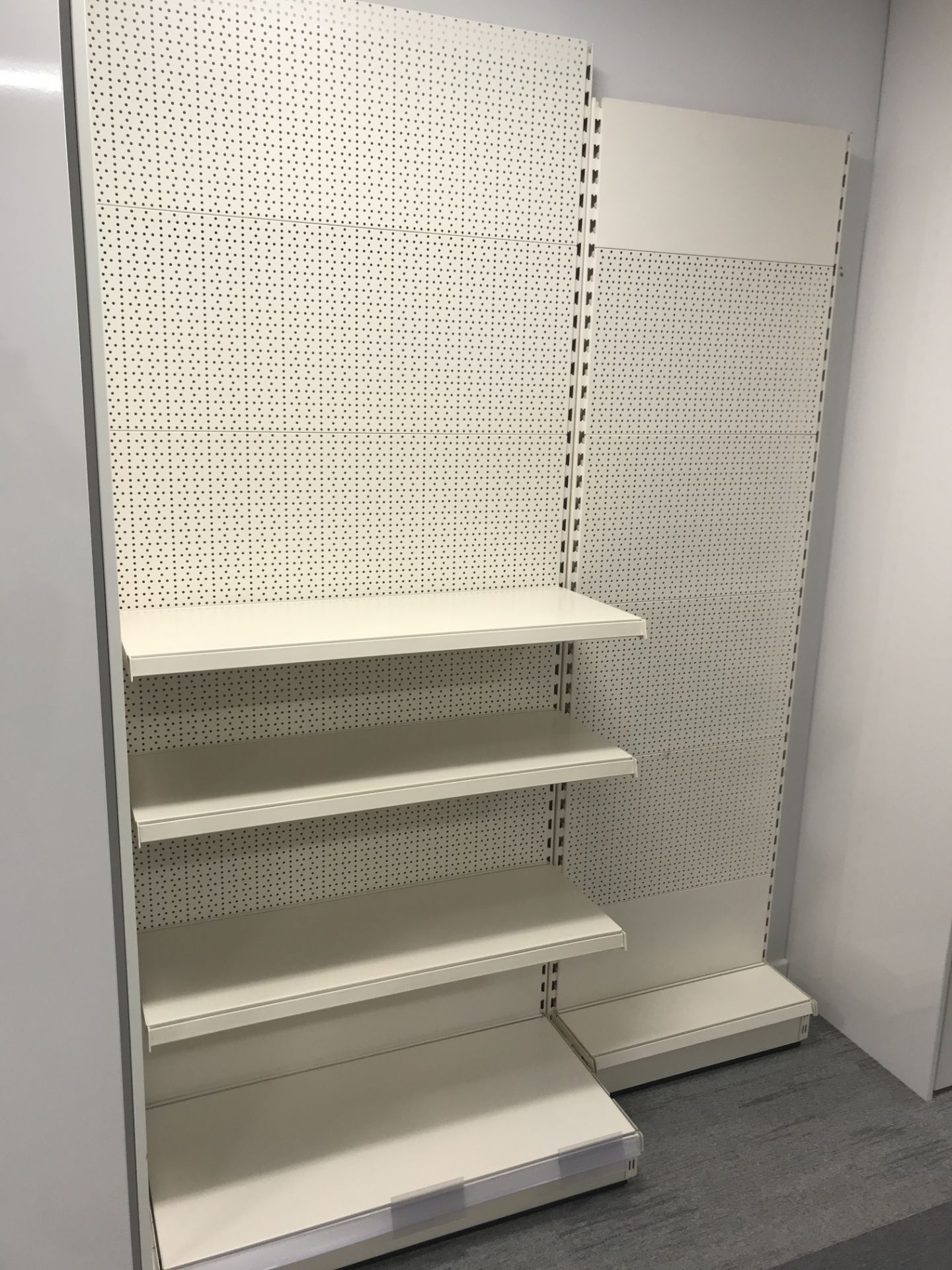 8 x Bays of Single Sided Cantilever Shelving - Bild 2 aus 4