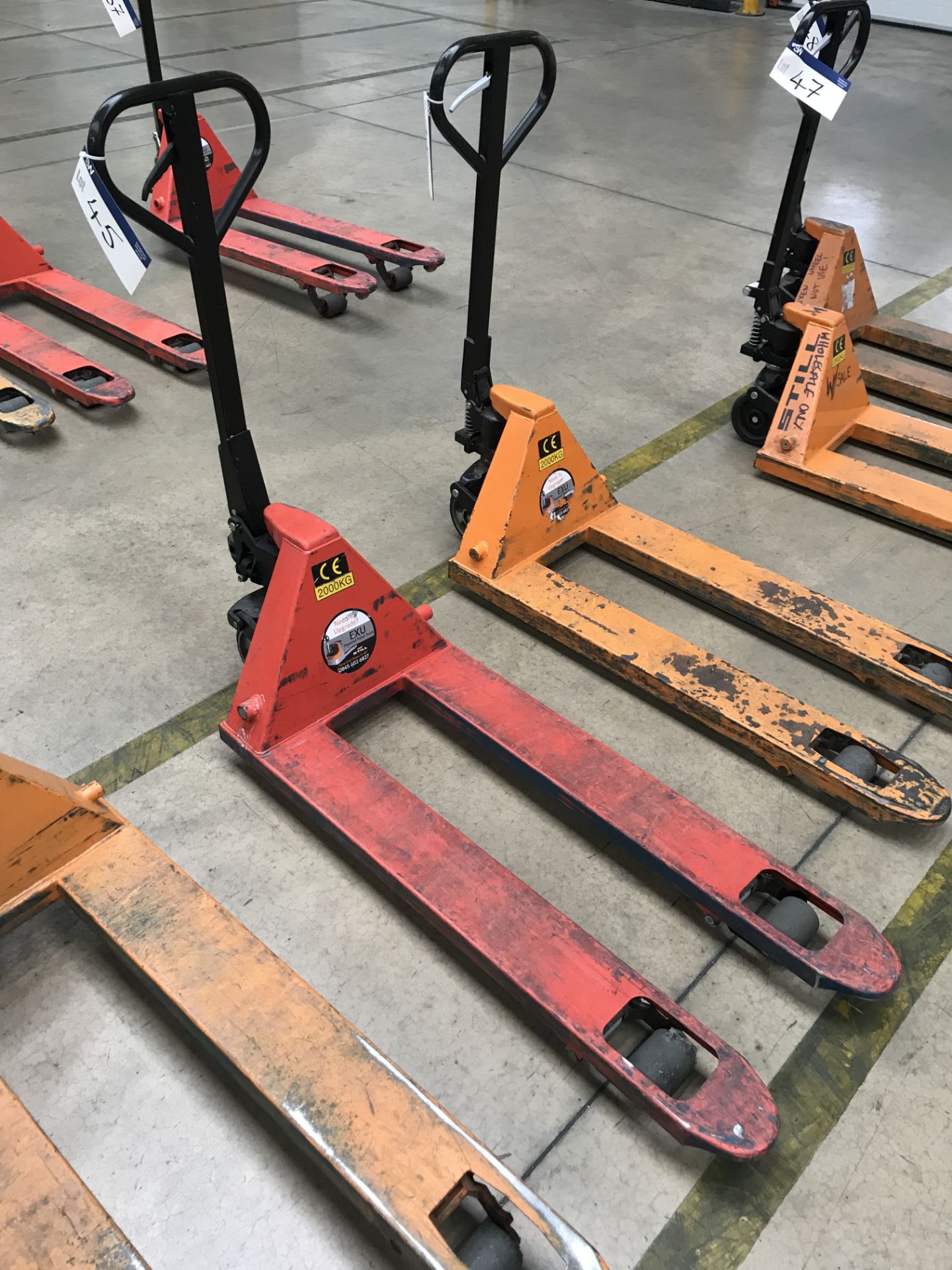 2000kg Hydraulic Pallet Truck