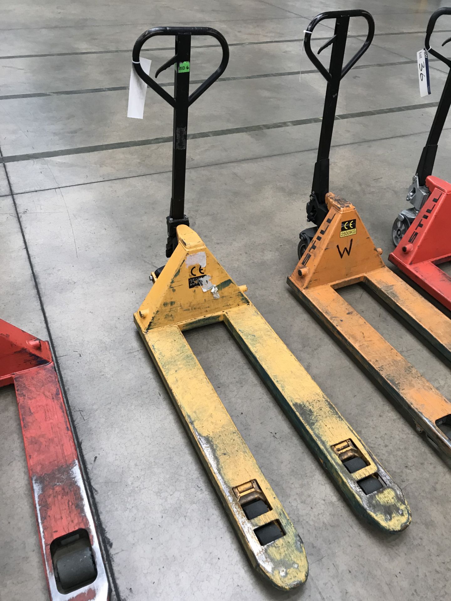 2500kg Hydraulic Pallet Truck