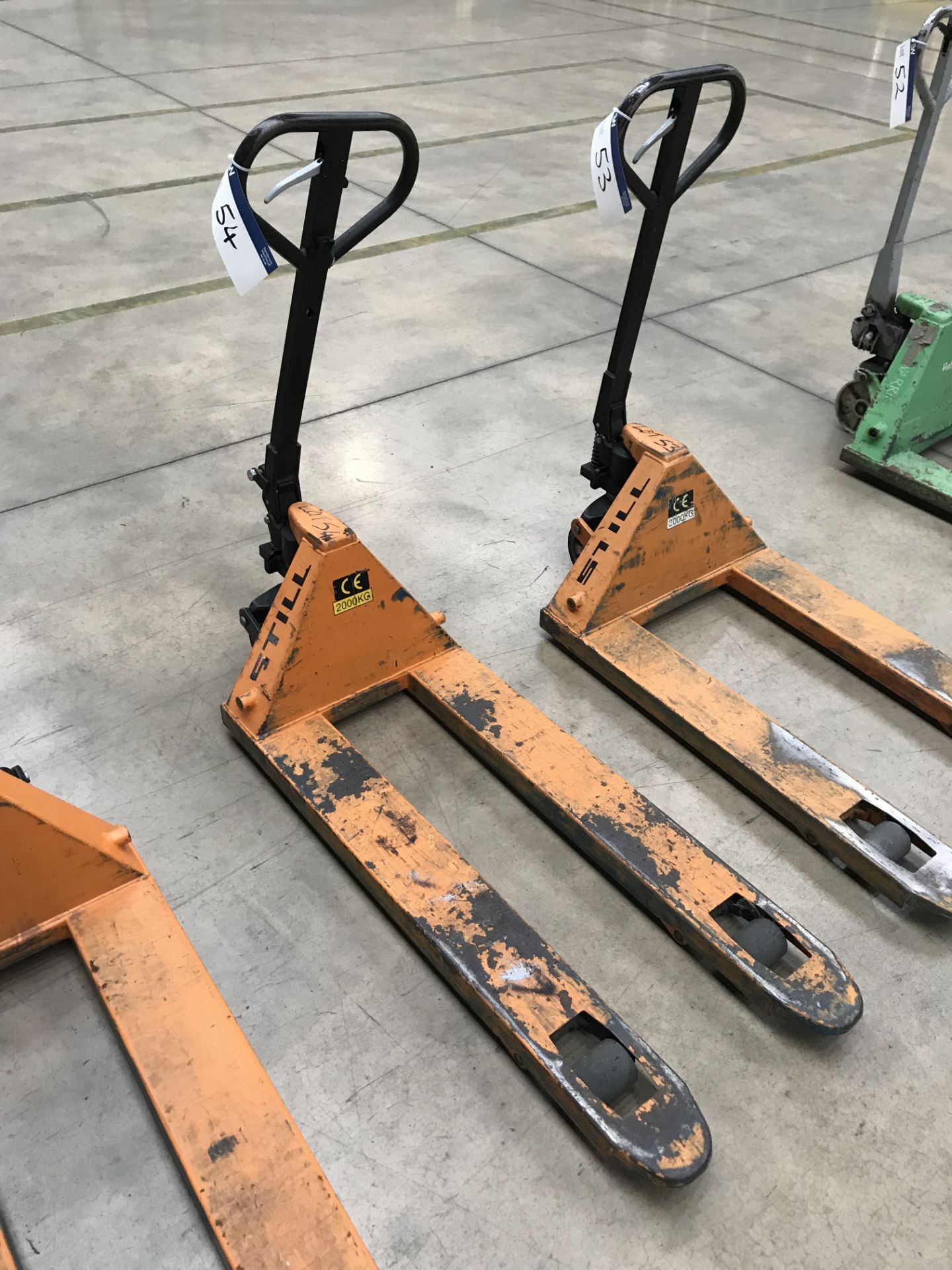 2000kg Hydraulic Pallet Truck