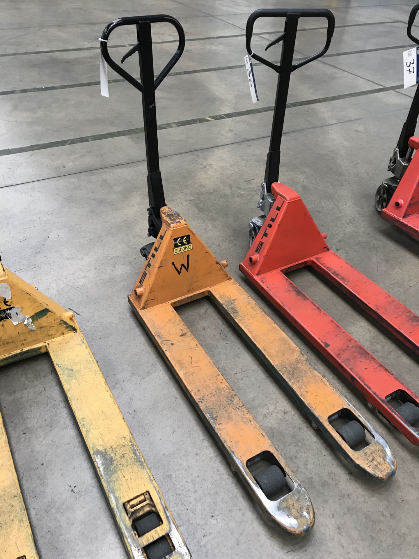 2500kg Hydraulic Pallet Truck